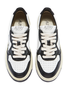 Medalist Leather Low Top Sneakers