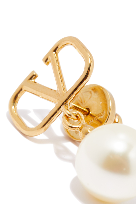 V Logo Pearl Earrings