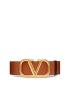  V Logo Buckle Belt