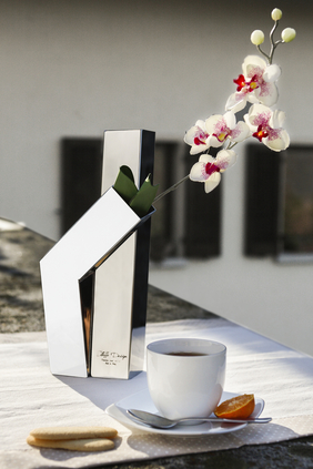 Stainless Steel L-Shaped Vase