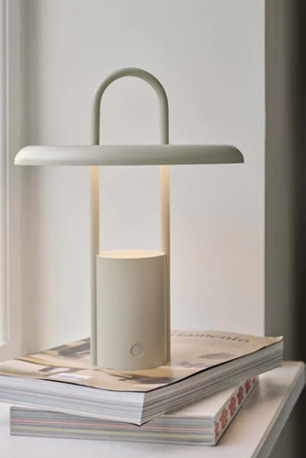 Pier Portable LED Lamp