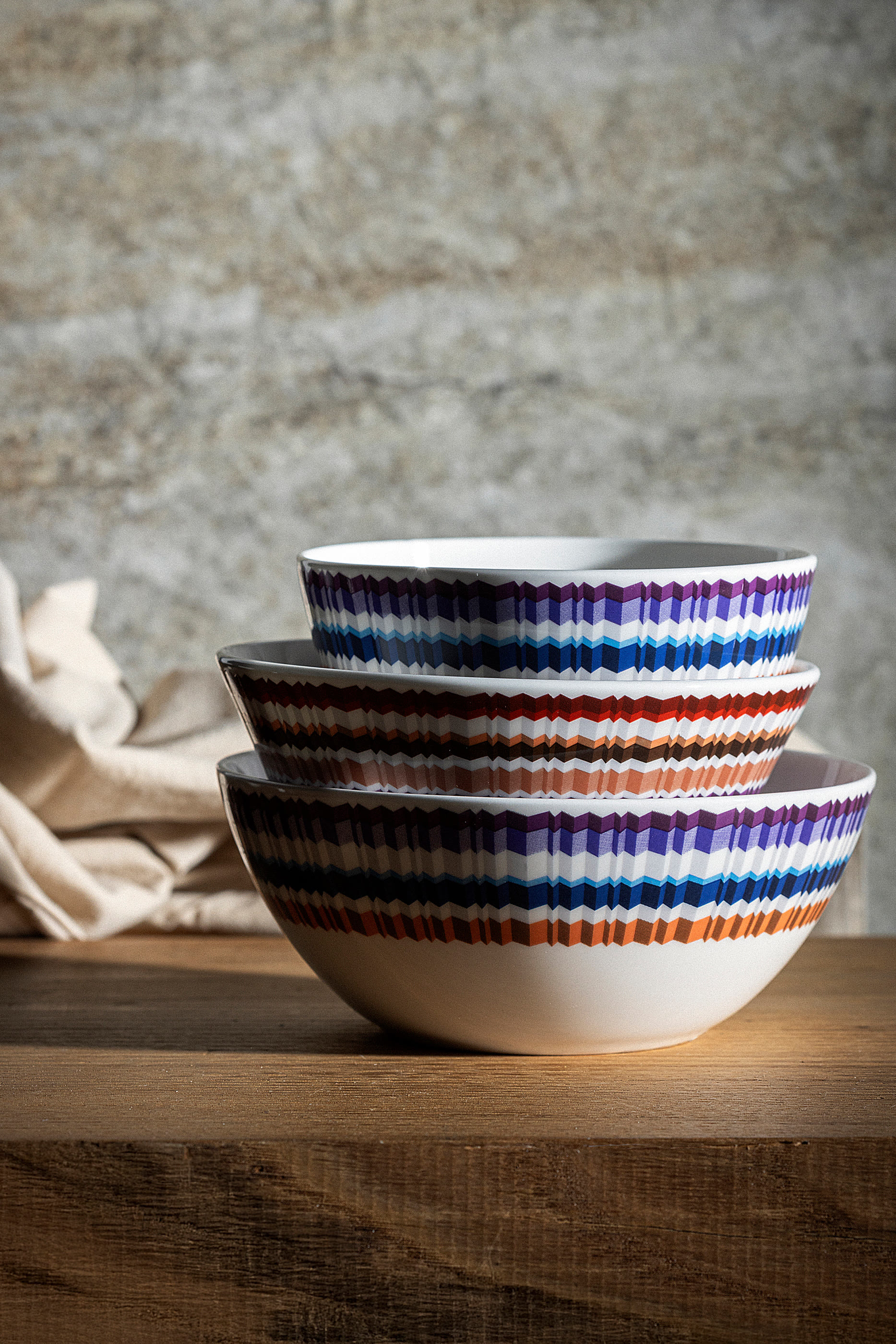 Waves Salad Bowl