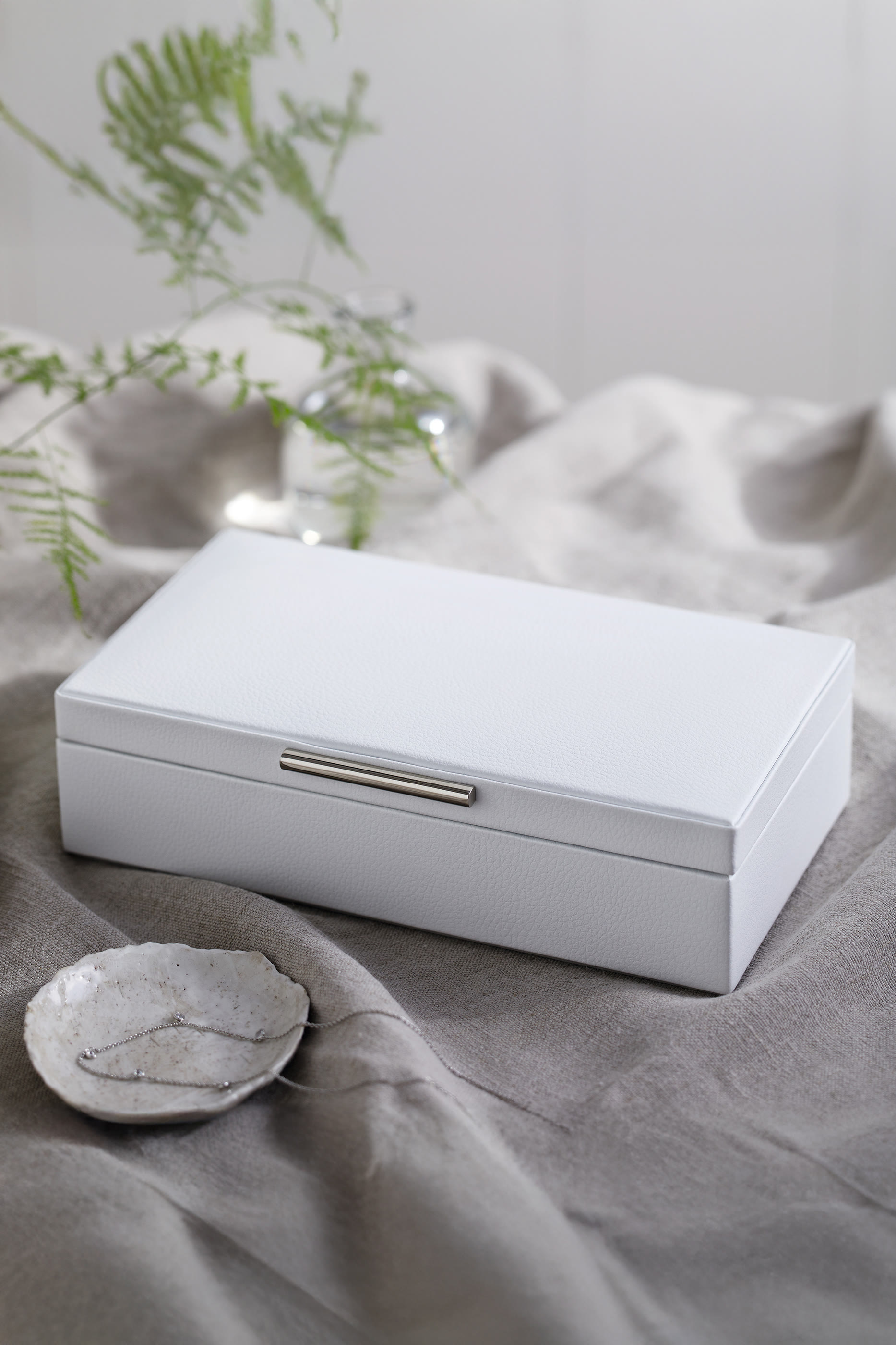 Medium Leather Jewellery Box