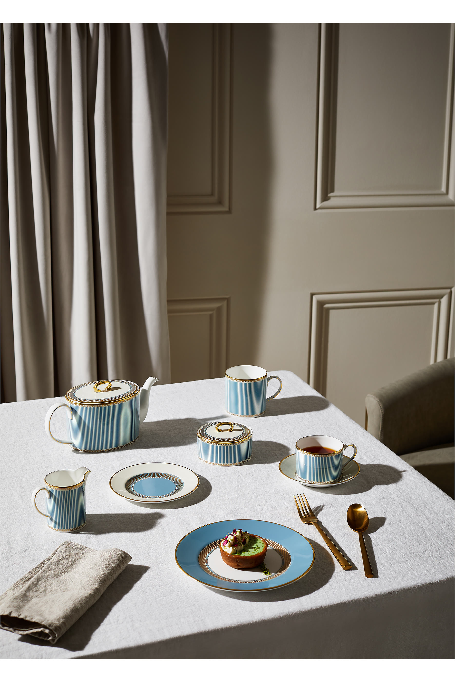 Helia Sugar and Creamer Set