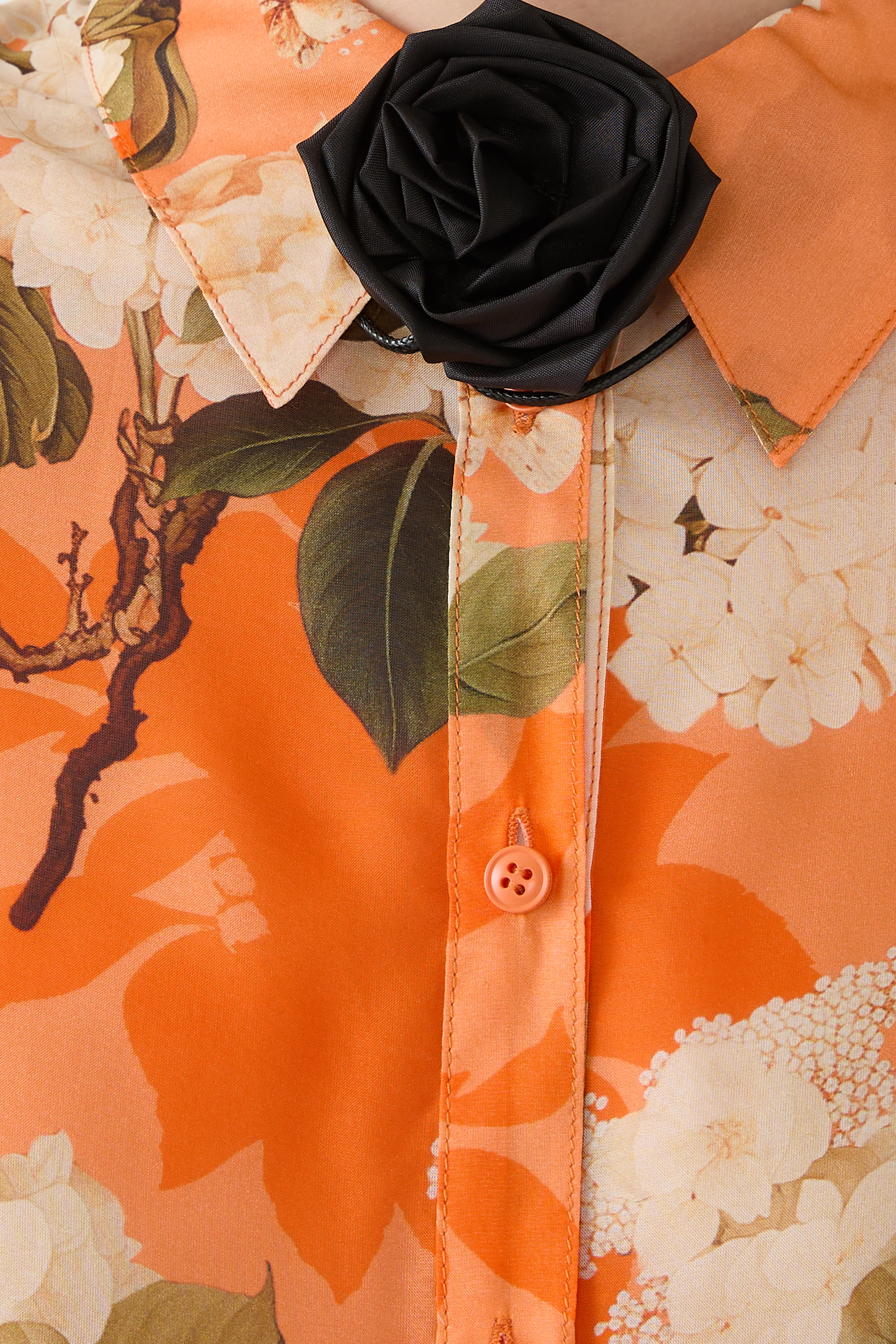 Della Blouse in Hydrangea Print