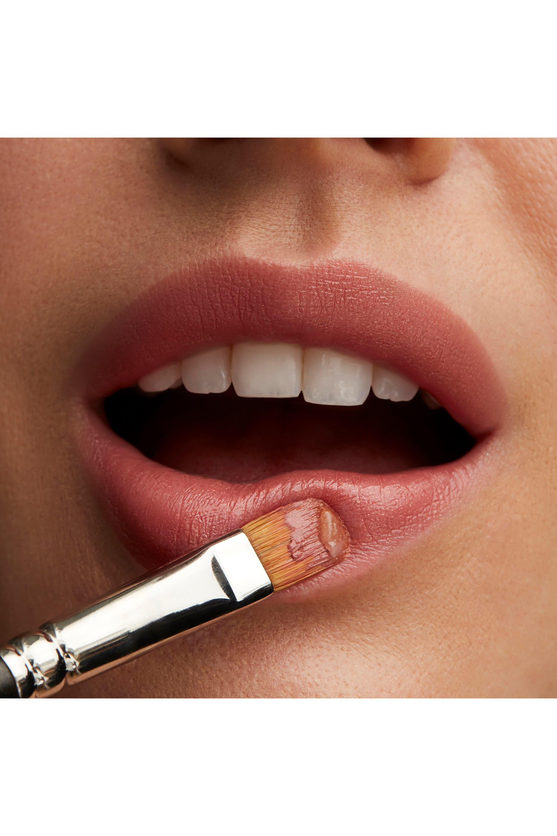 Lustreglass Sheer-Shine Lipstick 