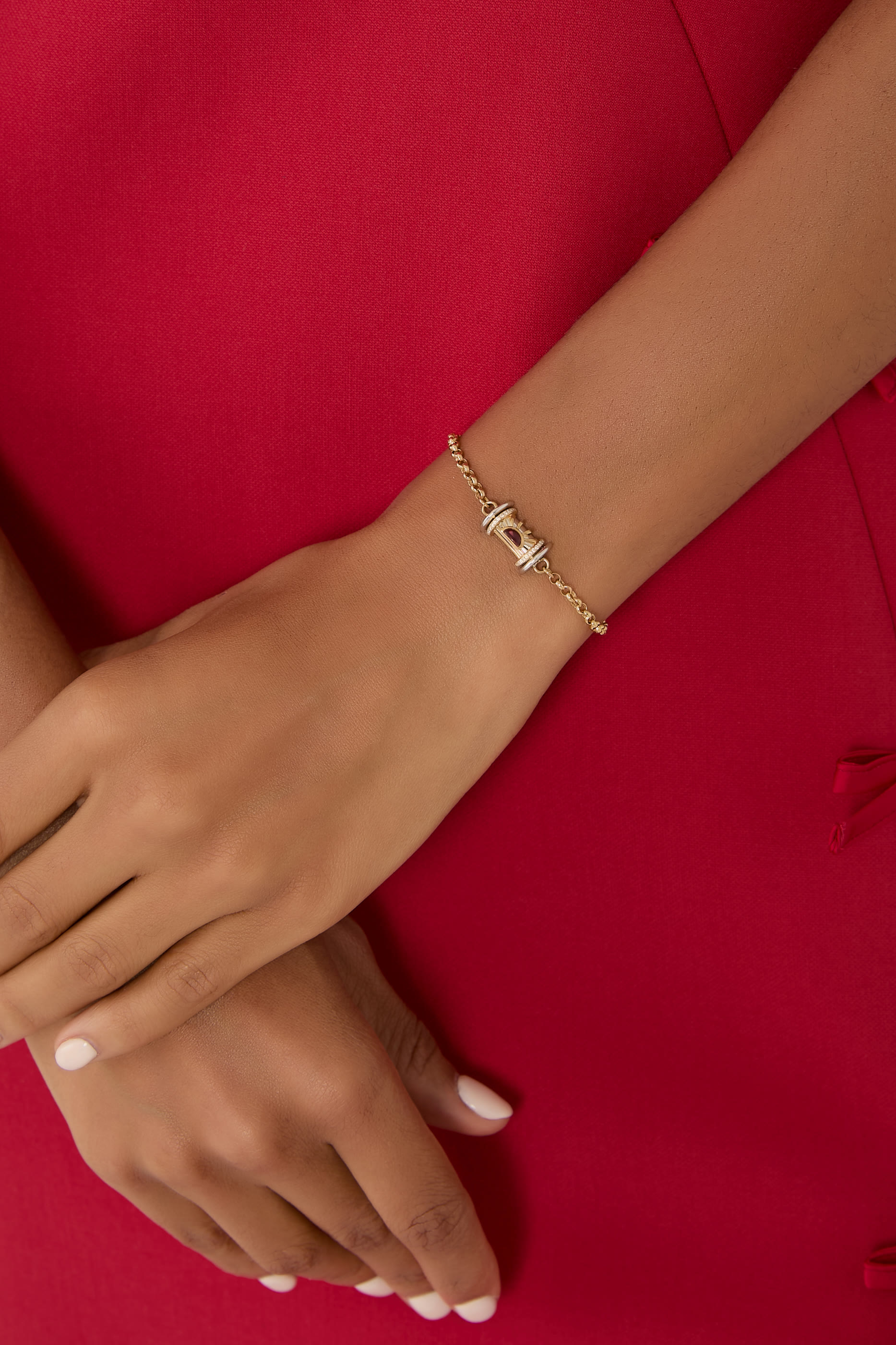 Warrior Dawn Small Bracelet, 18k Yellow Gold with White Diamonds & Garnet