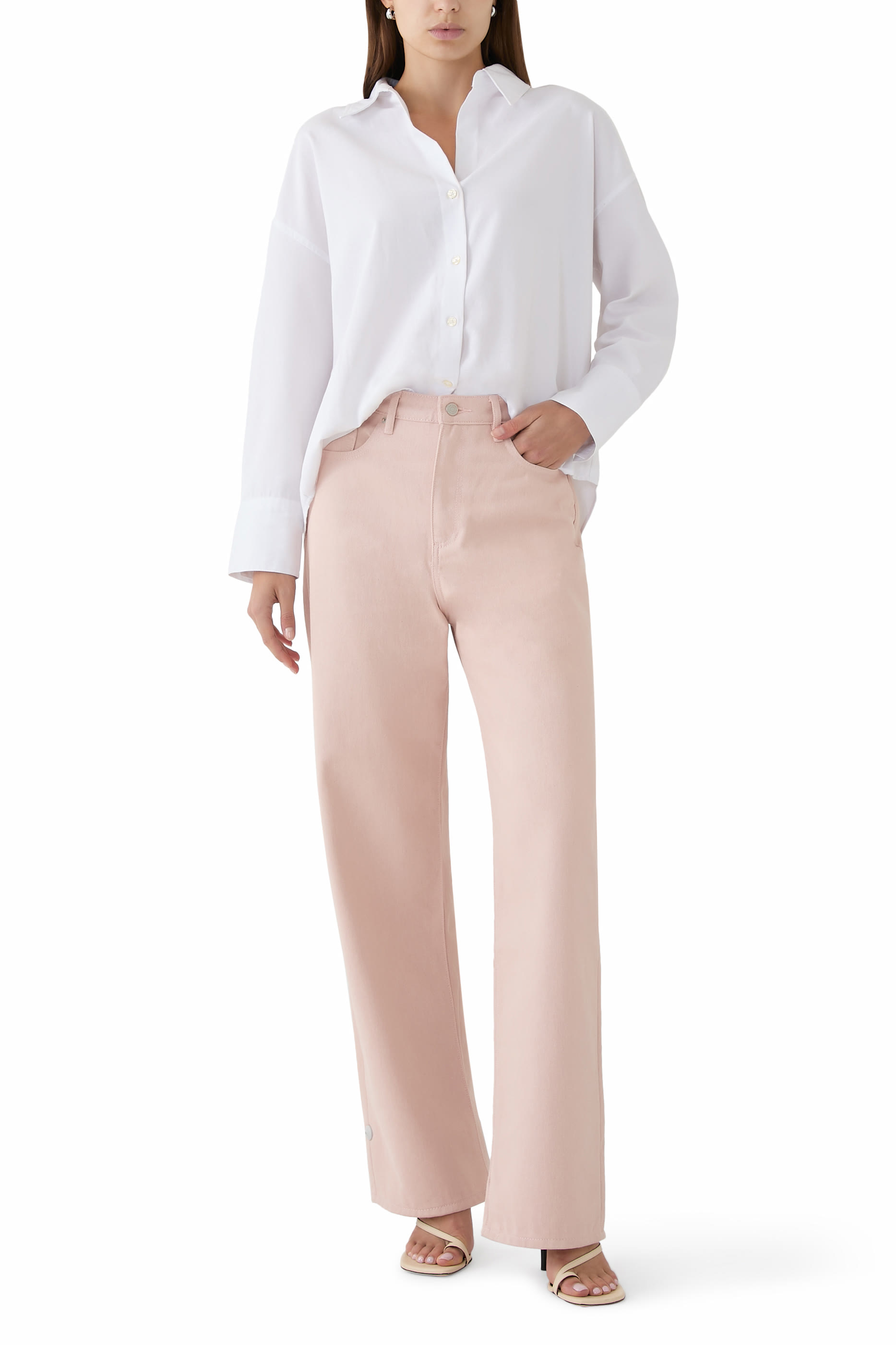 J38 Relaxed Fit Jeans