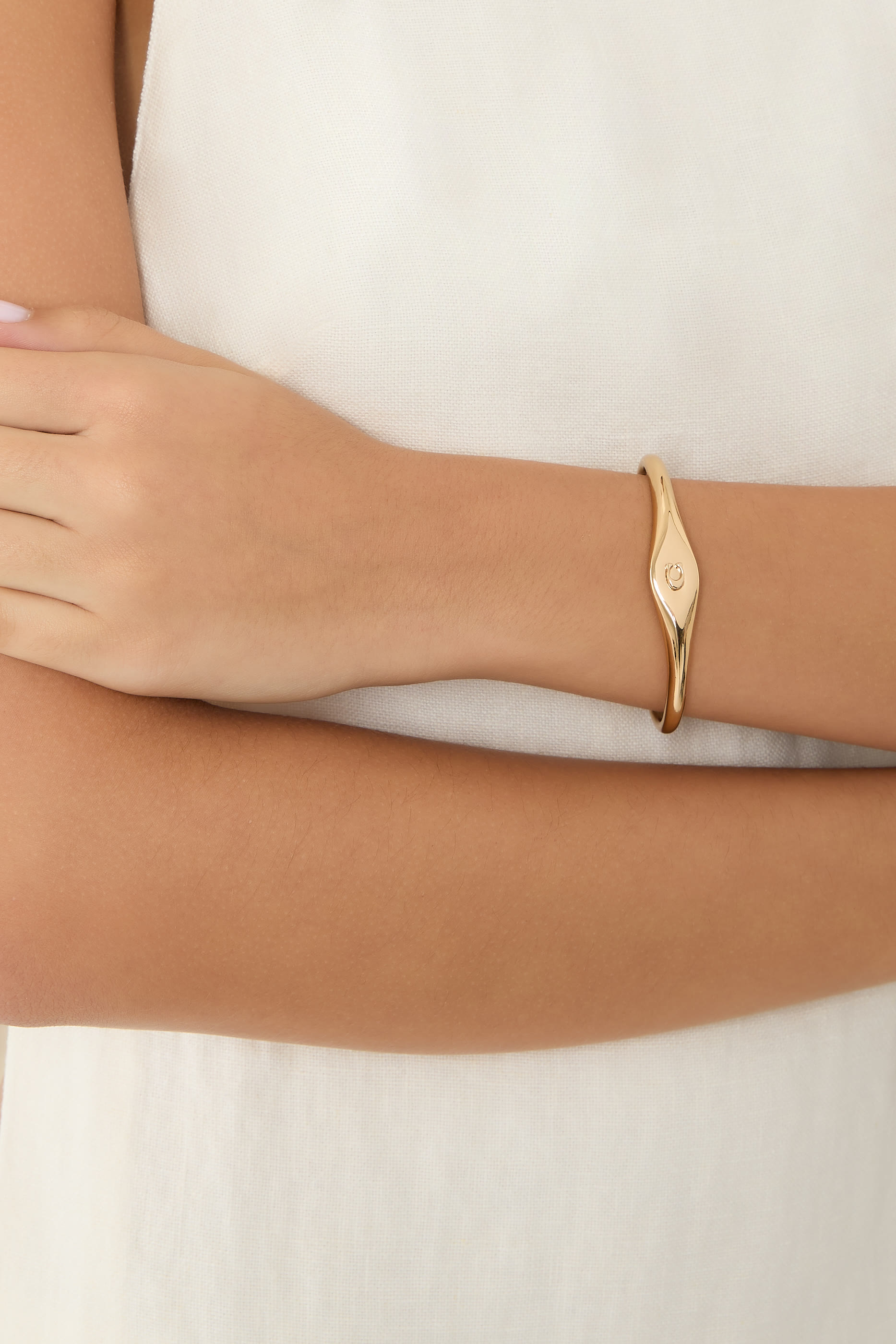 Signet Sculpted C Open Cuff, Brass