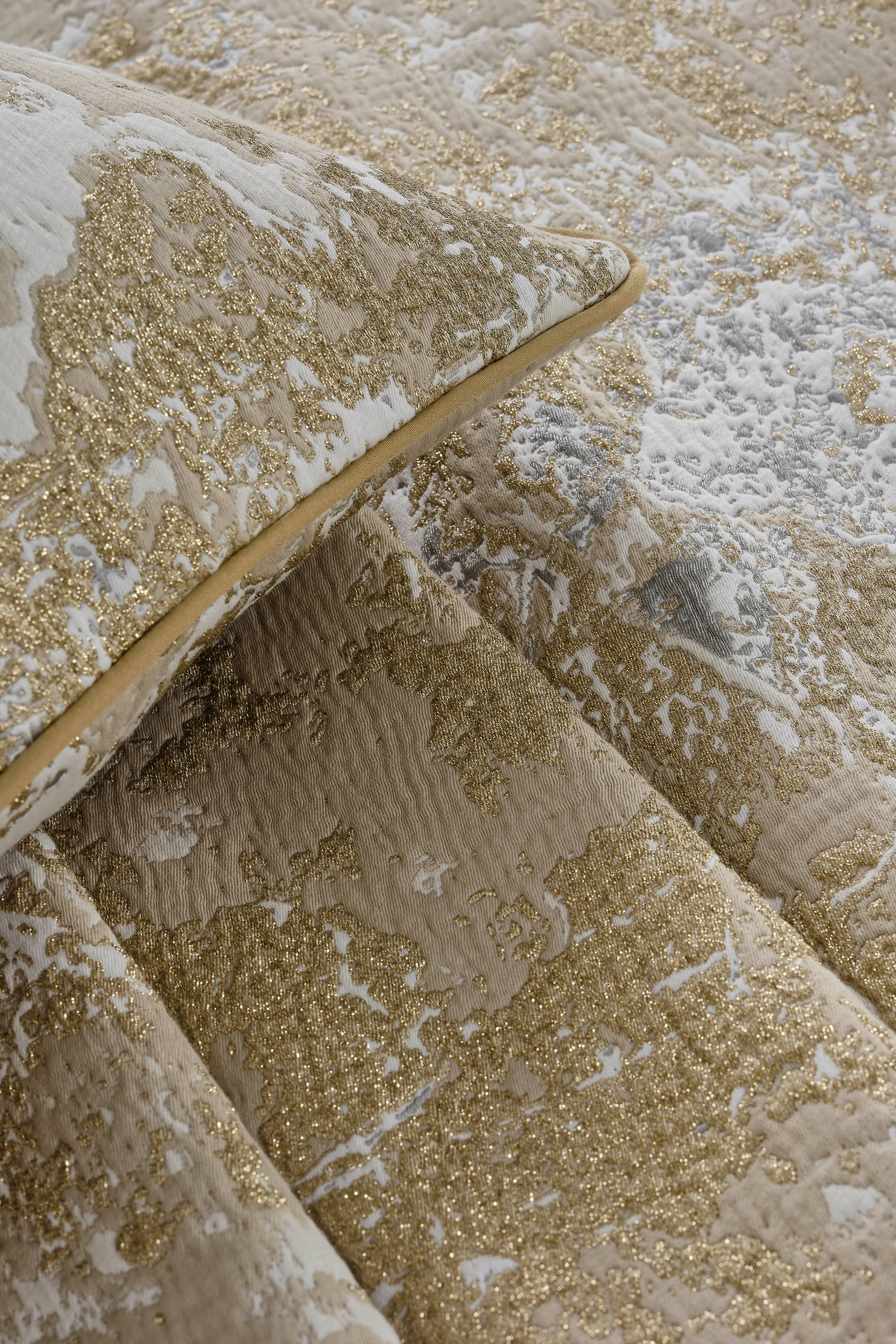 Waltz Decorative Pillowcase