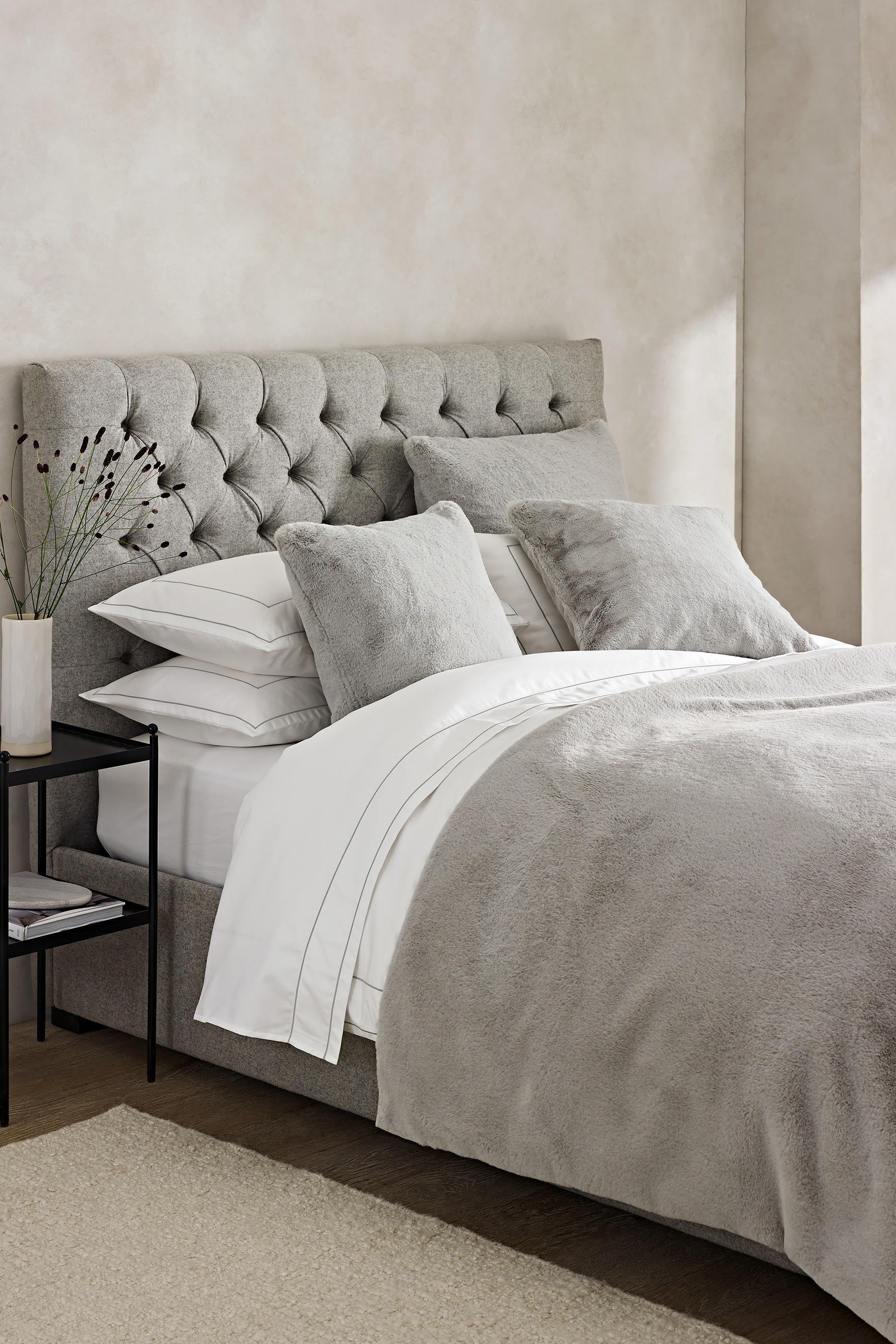 Super Soft Faux Fur Throw