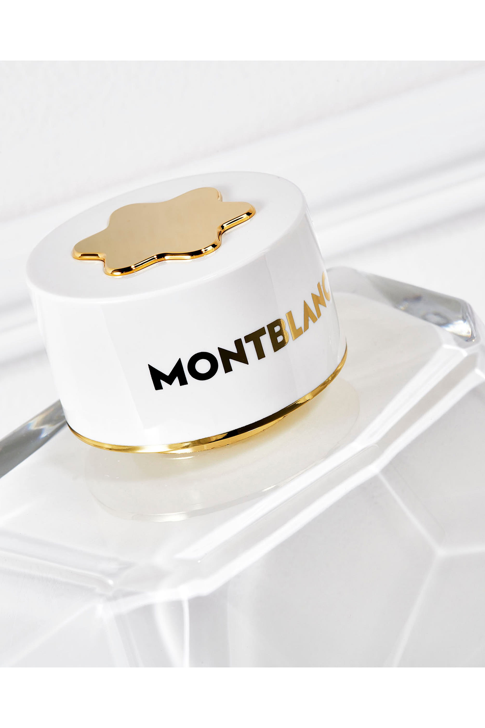 Signature Eau De Parfum