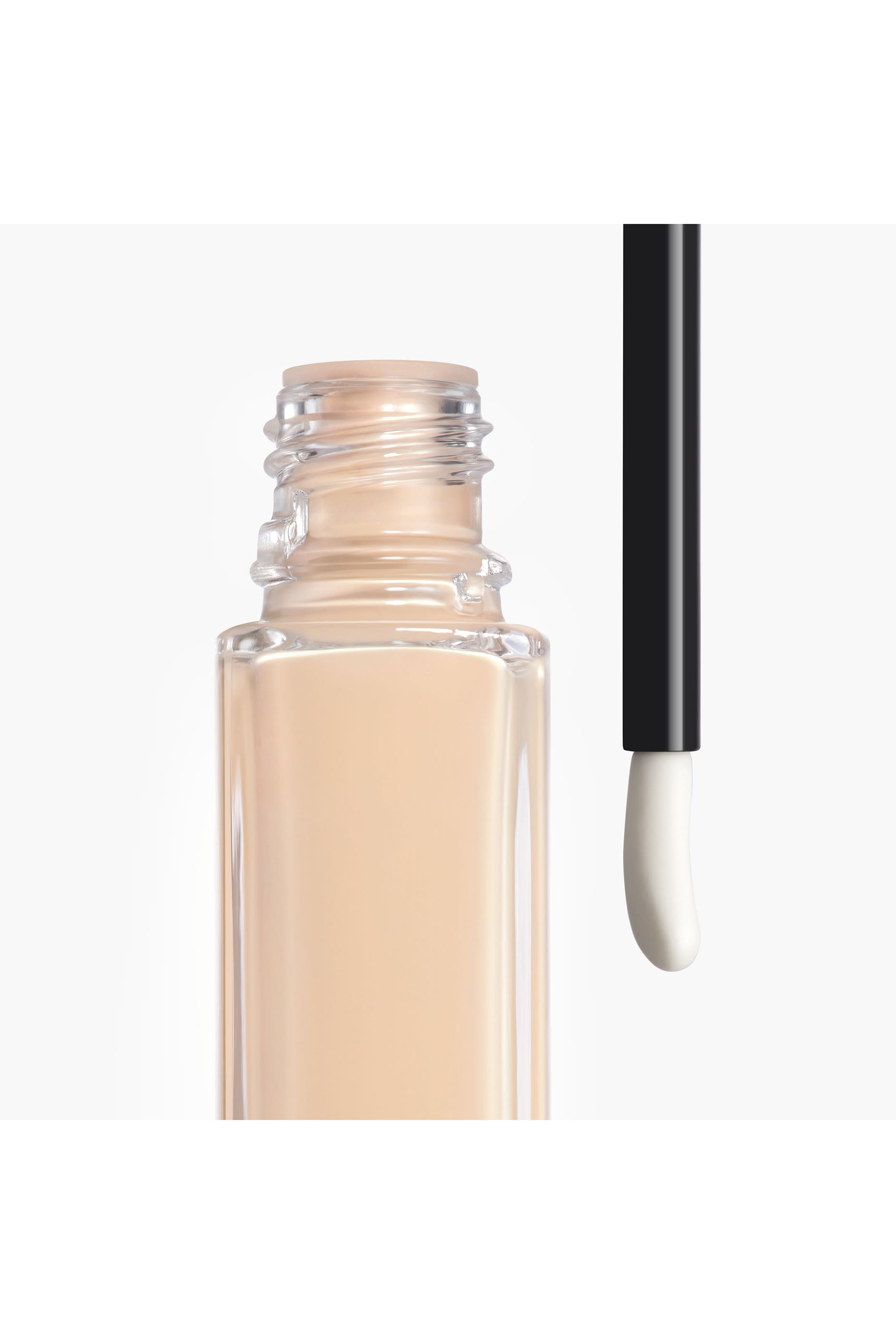 Les Beiges Serum Concealer Natural Healthy Glow