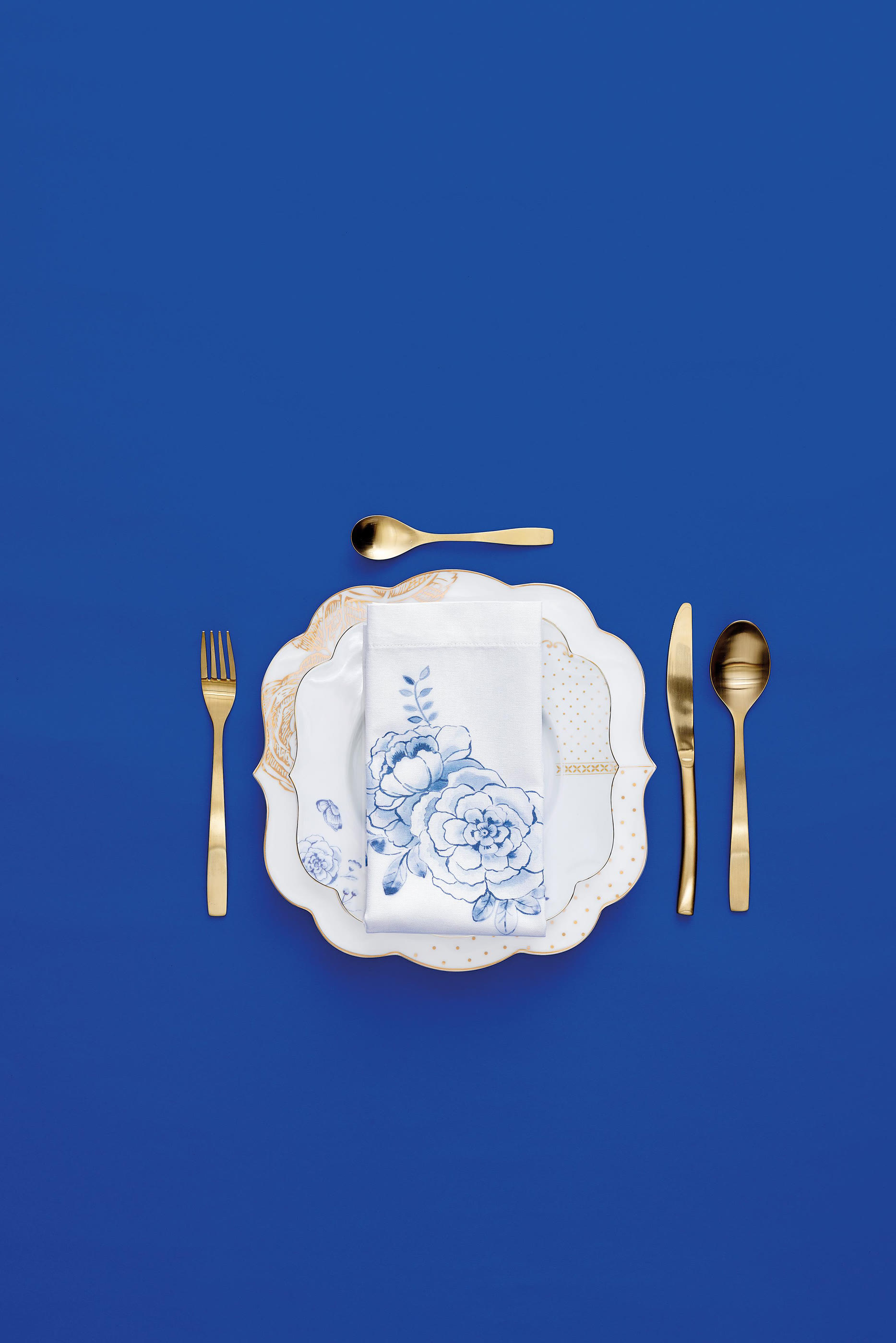 Royal White Plate