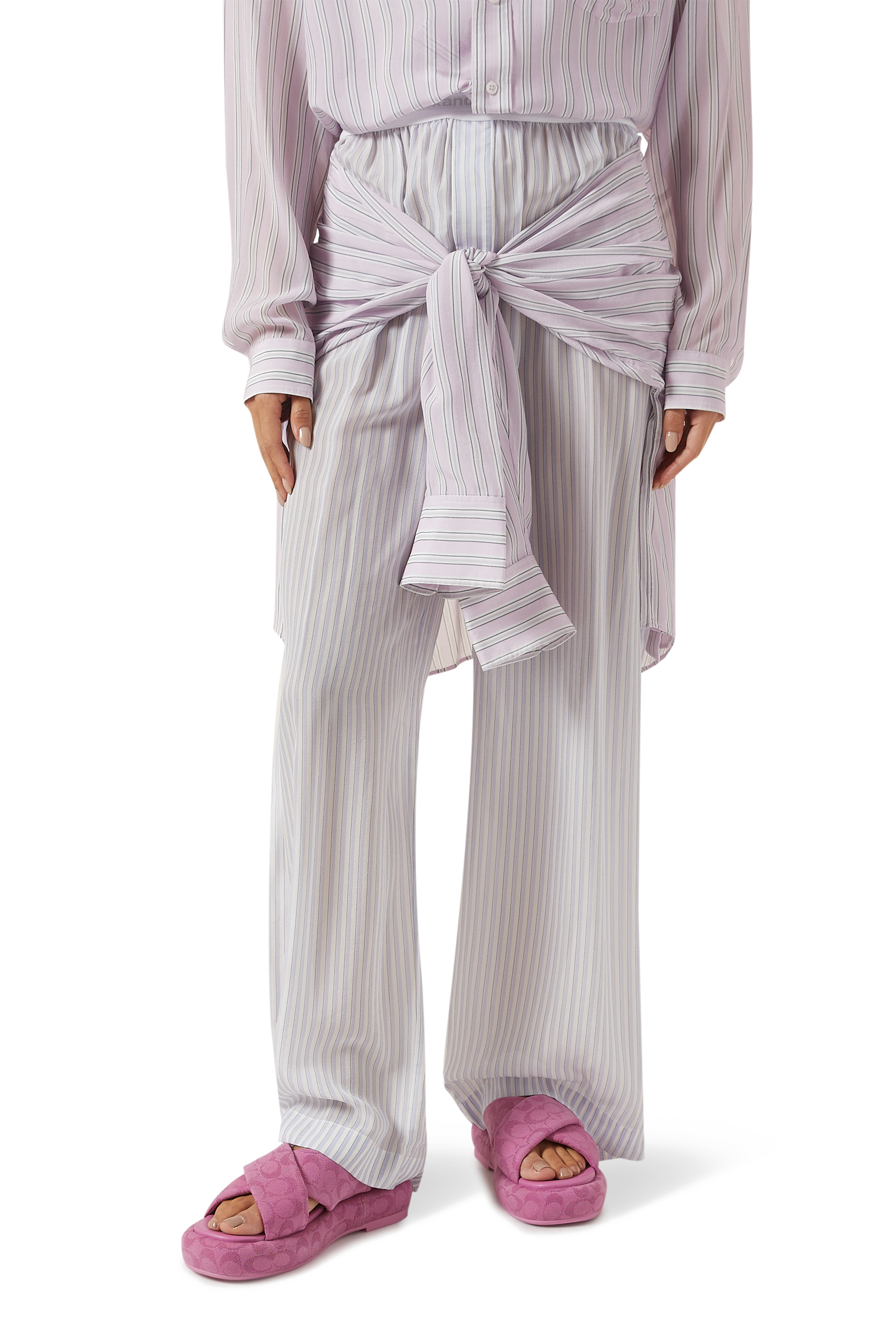 Penelope Signature Canvas Slides