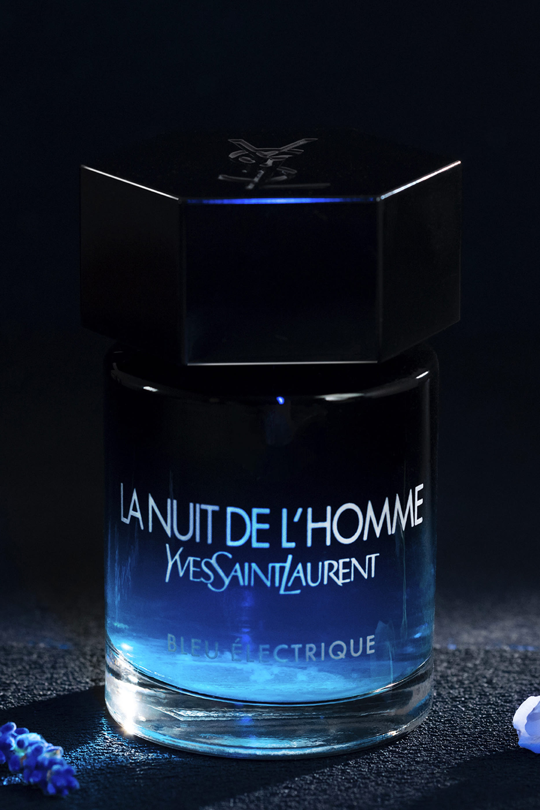 La Nuit de l&rsquo;Homme Bleu &Eacute;lectrique Eau de Toilette
