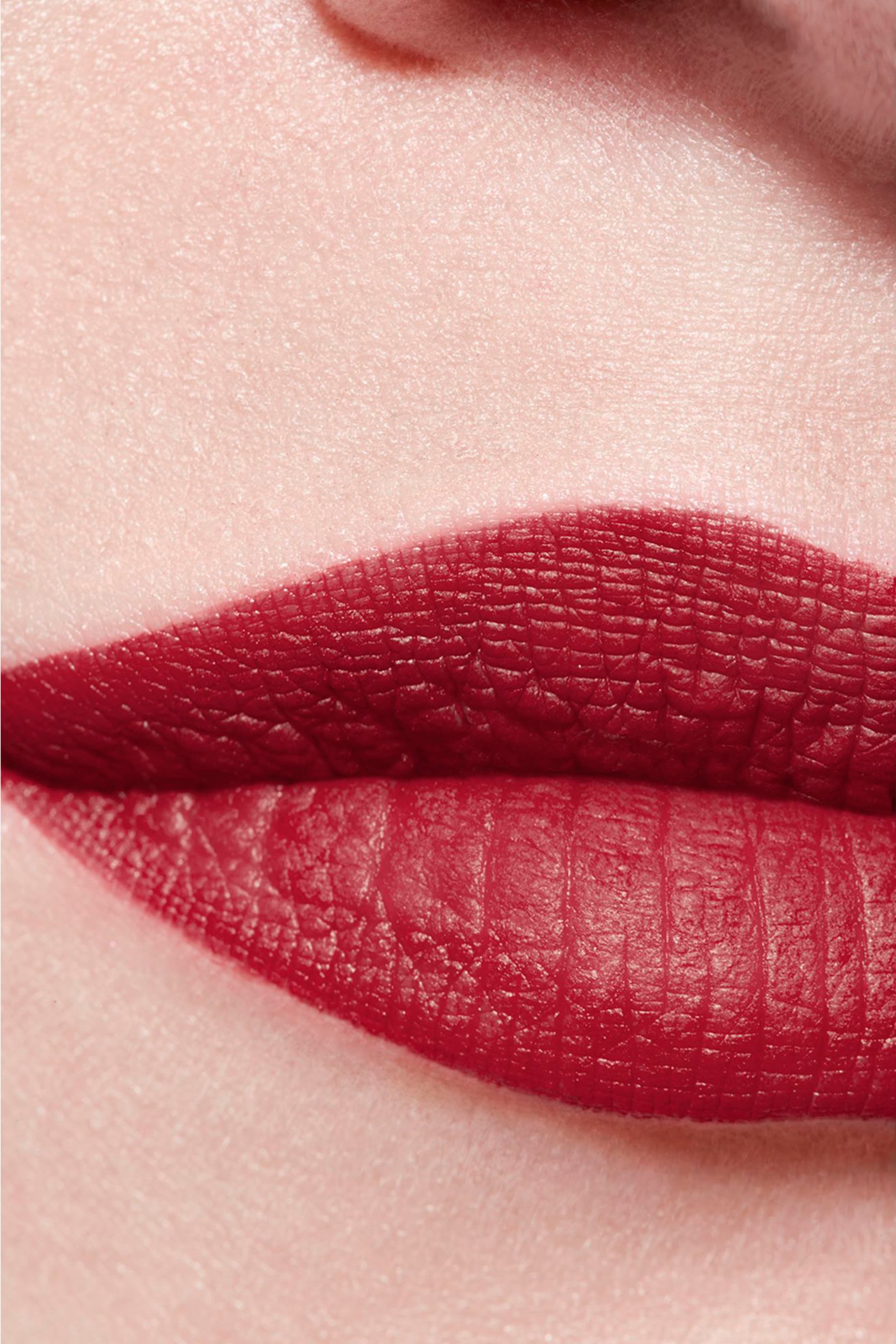 Rouge Allure Velvet Luminous Matte Lip Colour