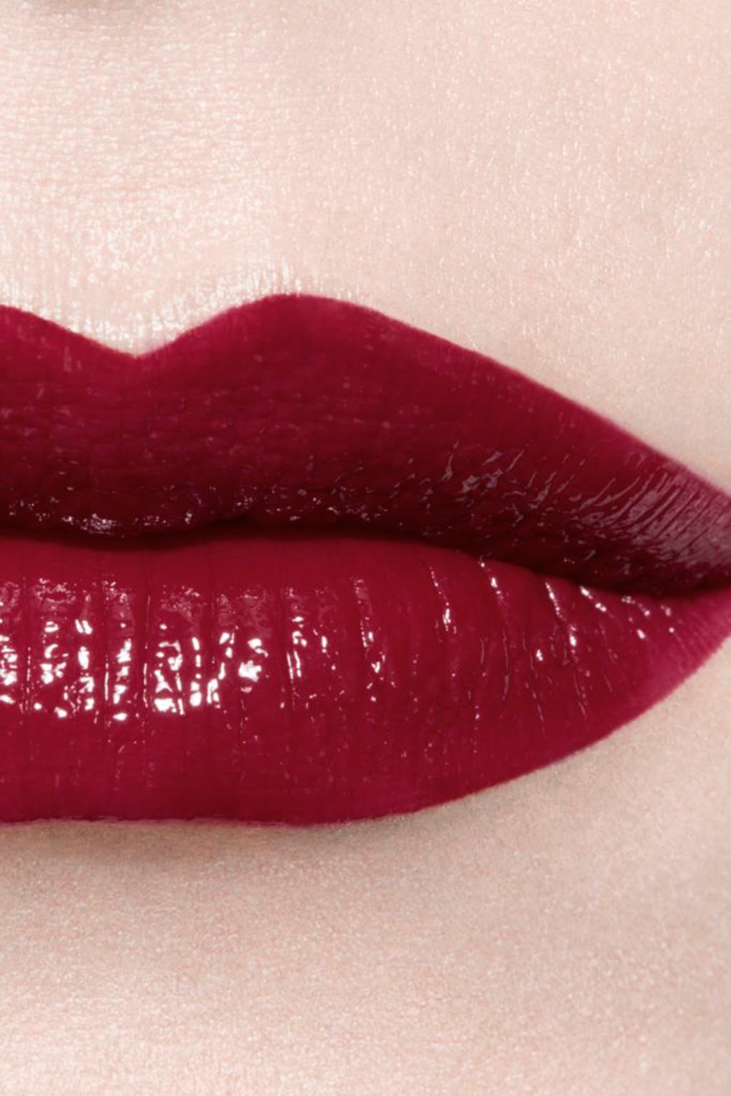 ROUGE COCO BLOOM Hydrating And Plumping Lipstick. Intense, Long-Lasting Colour And Shine