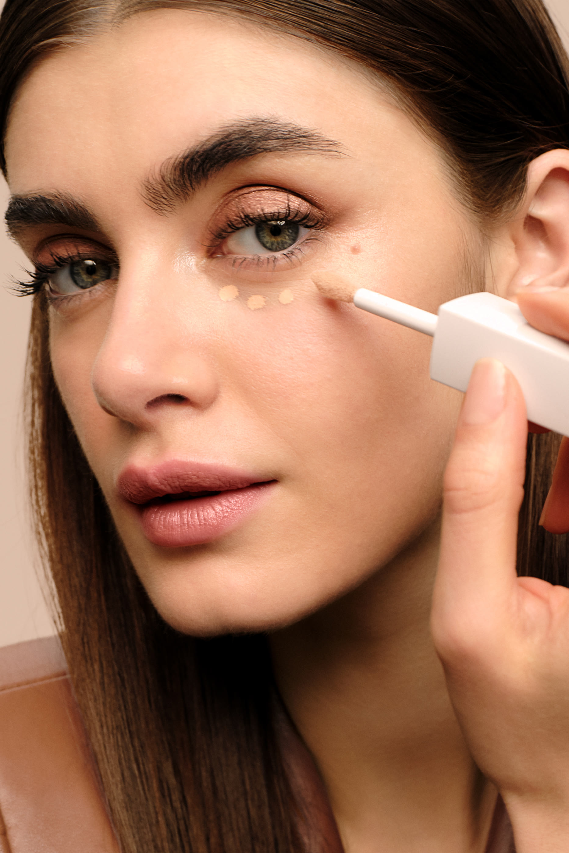 Tient Id&ocirc;le Ultra Wear Care & Glow Foundation