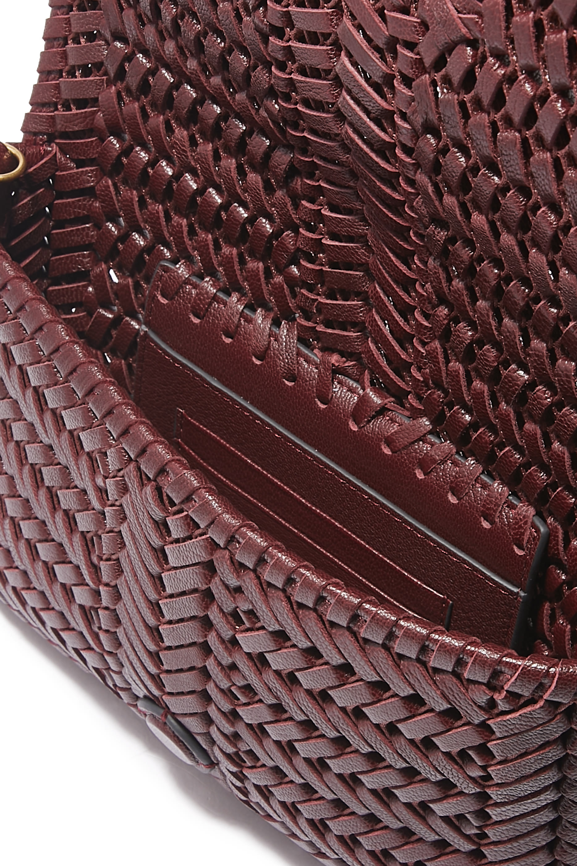 The Neeson Cross Body in Shiny Capra