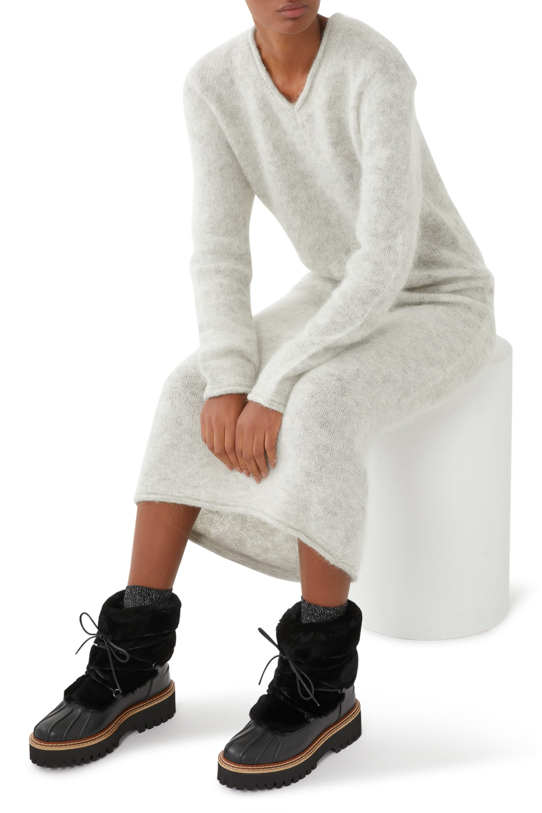 Lace-Up Mid-Length Boots in Ironed Merino