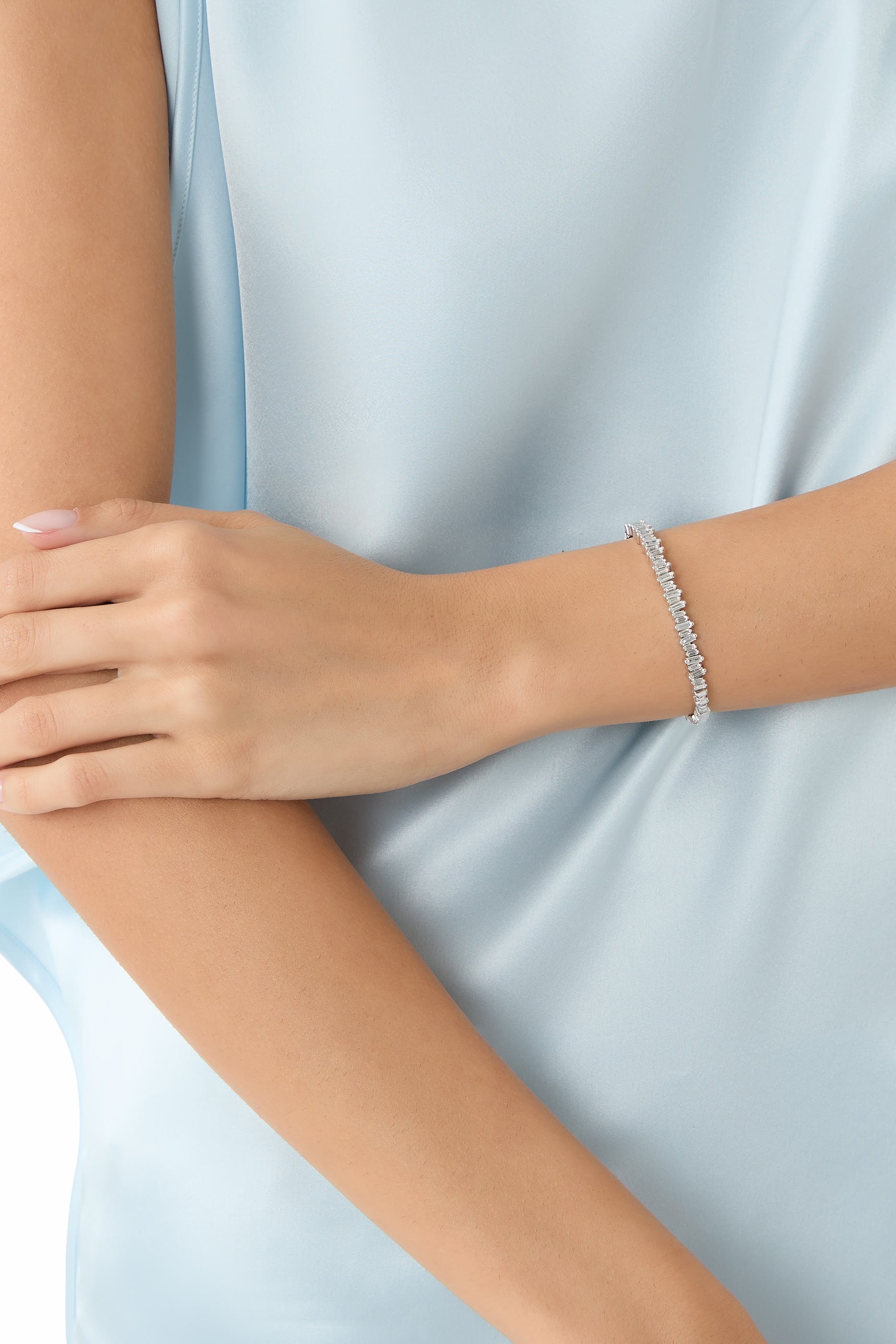 Classic Fireworks Baguette Bangle, 18K White Gold & Diamonds
