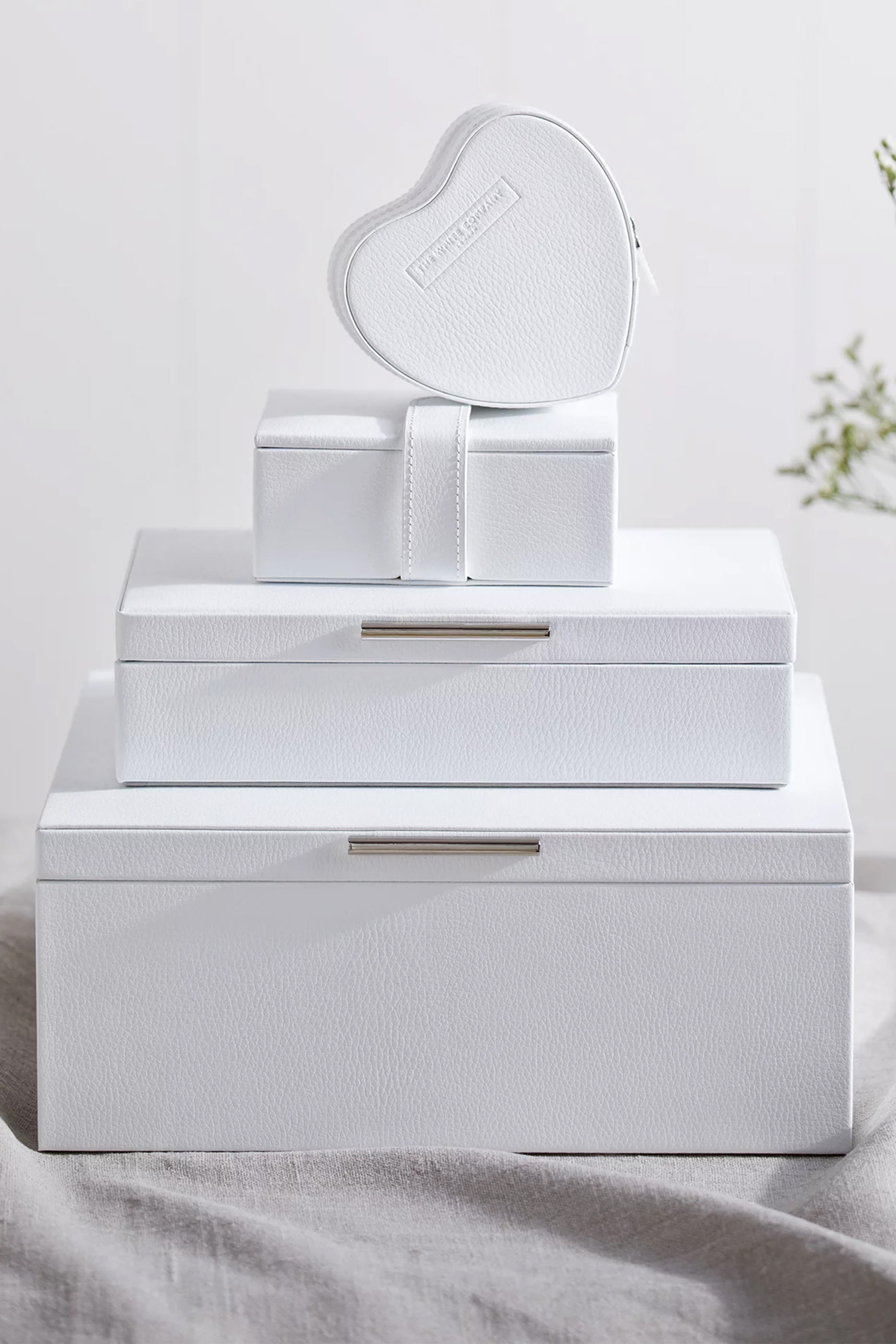 Medium Leather Jewellery Box