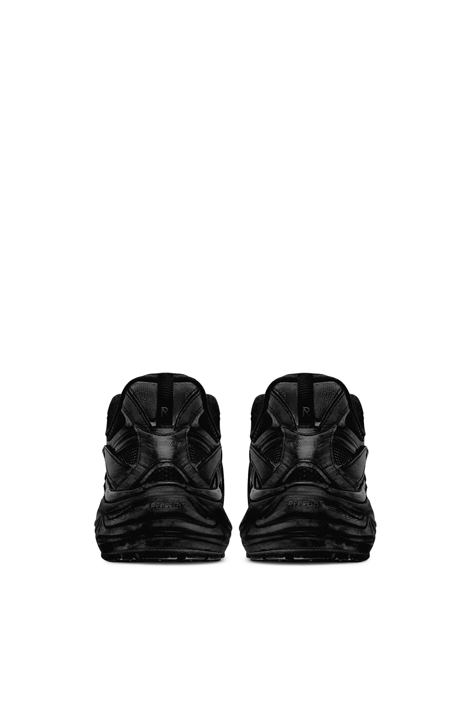 Storm Runner Sneakers