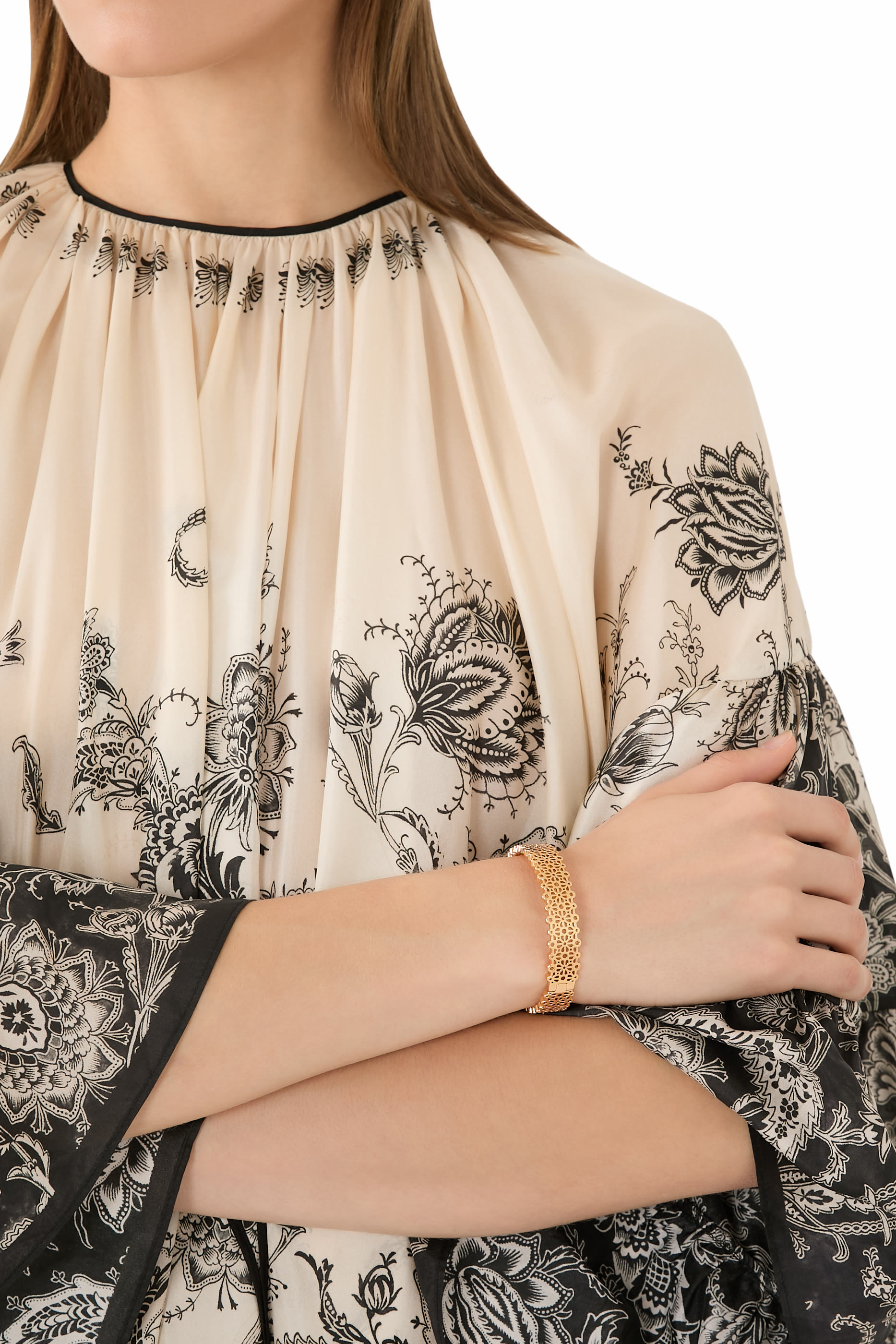 Spade Flower Lace Thin Bangle