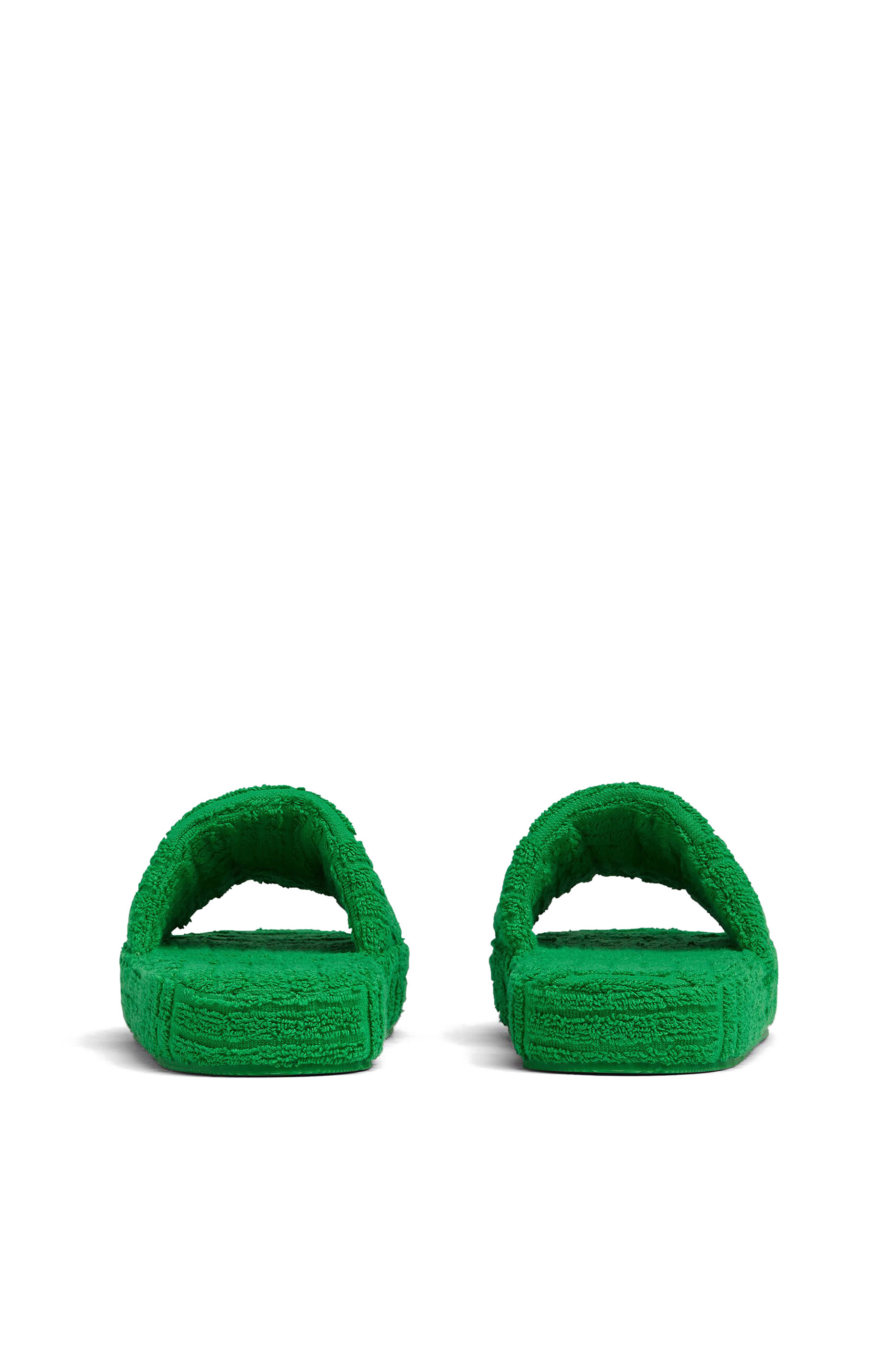 Resort Sponge Slides