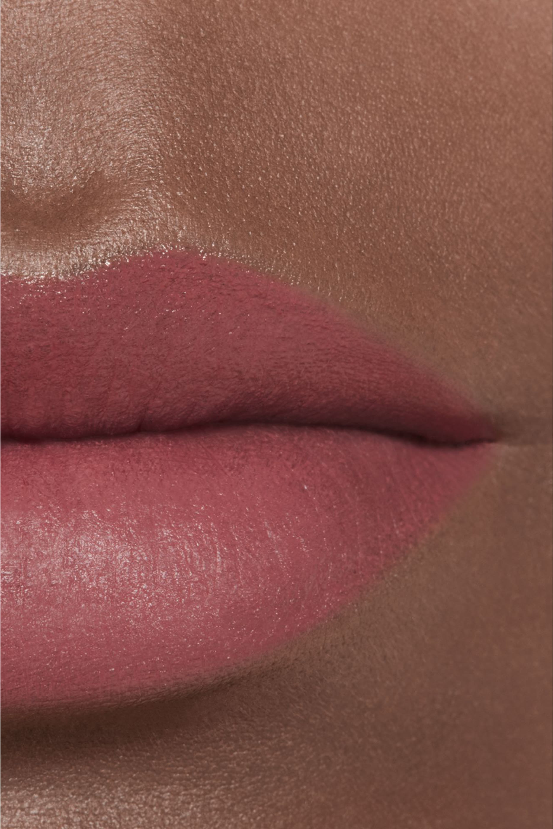 Rouge Allure Velvet Luminous Matte Lip Colour