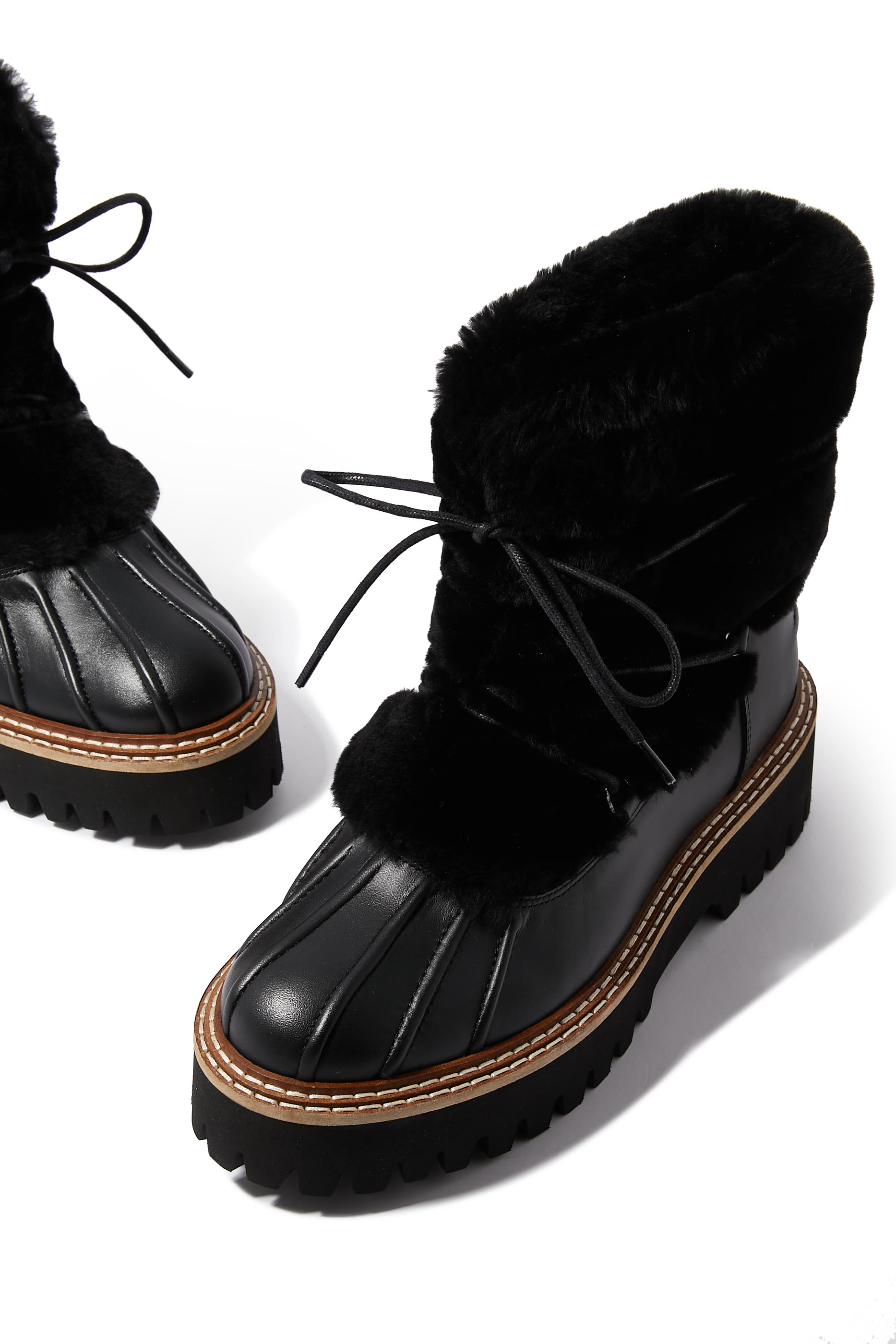 Lace-Up Mid-Length Boots in Ironed Merino