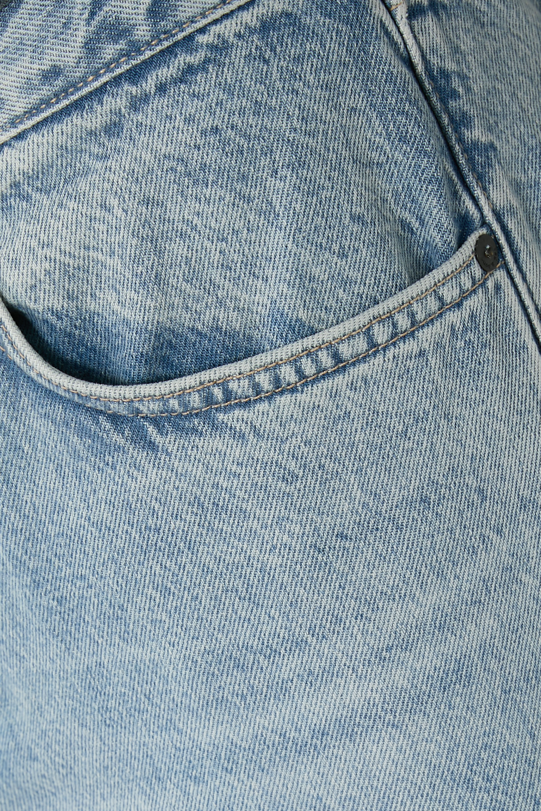 Fit 4 Straight Jeans