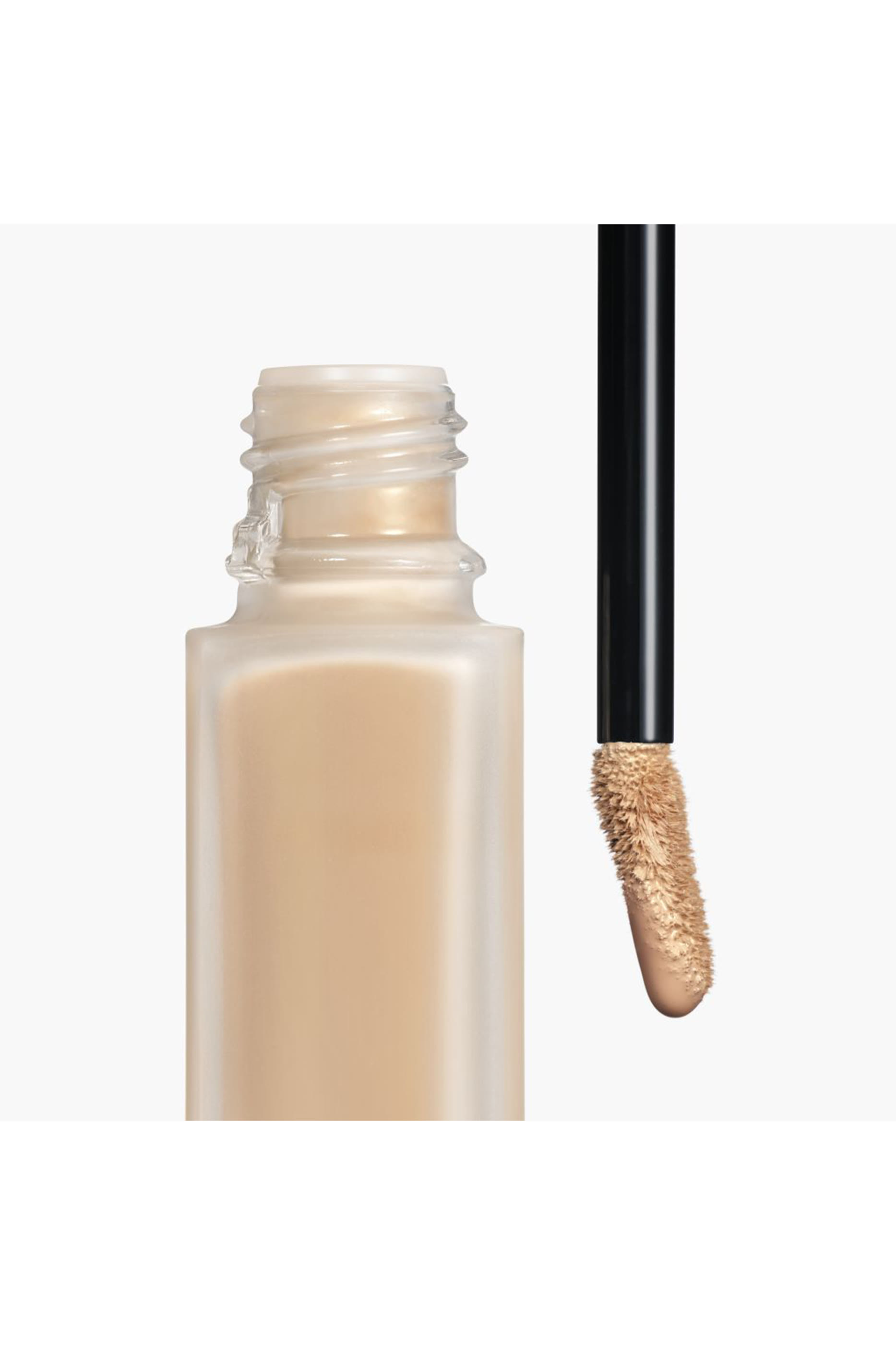 Ultra Le Teint Le Correcteur Ultrawear &ndash; All-Day Comfort &ndash; Flawless Finish Concealer