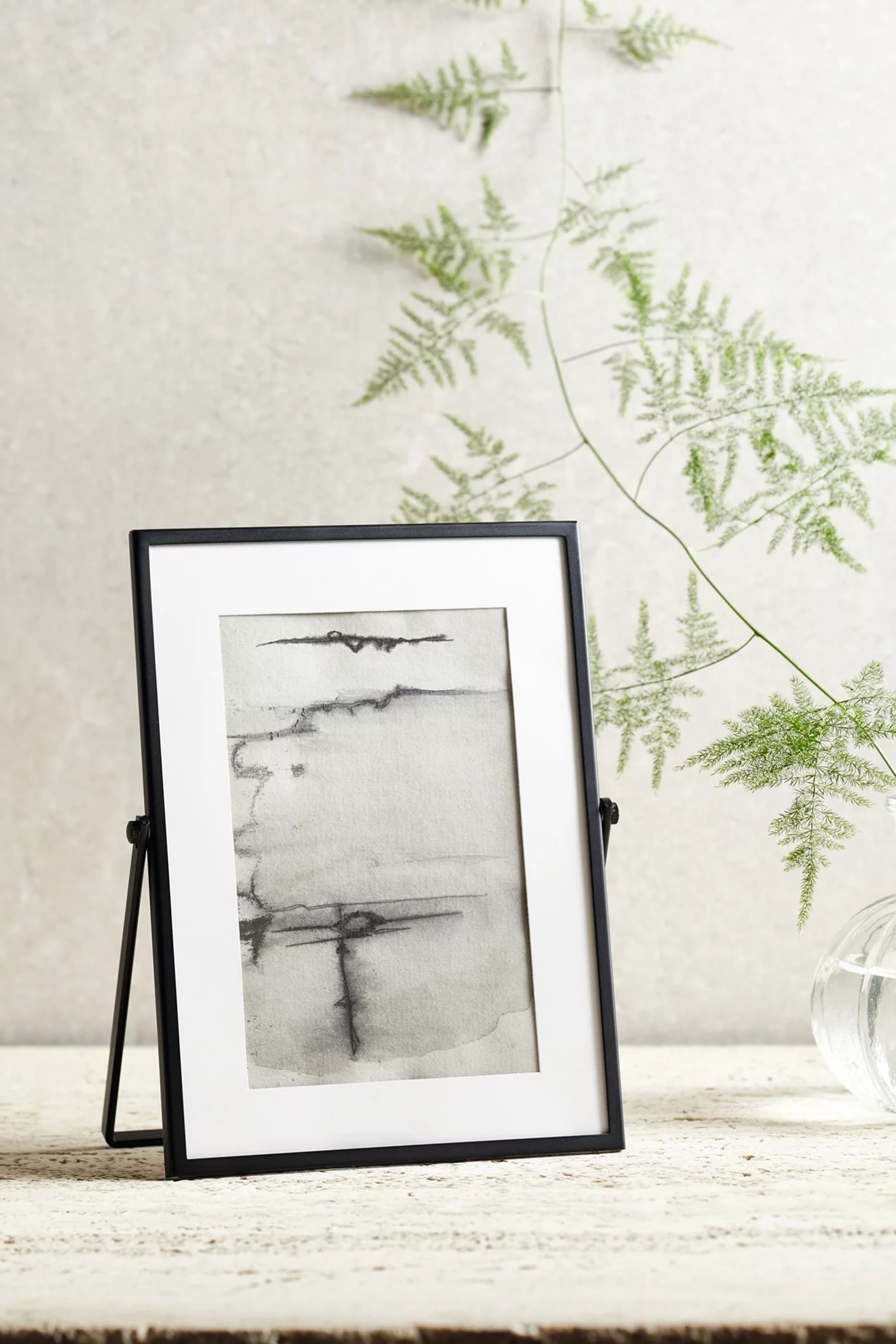 Fine Black Easel Frame