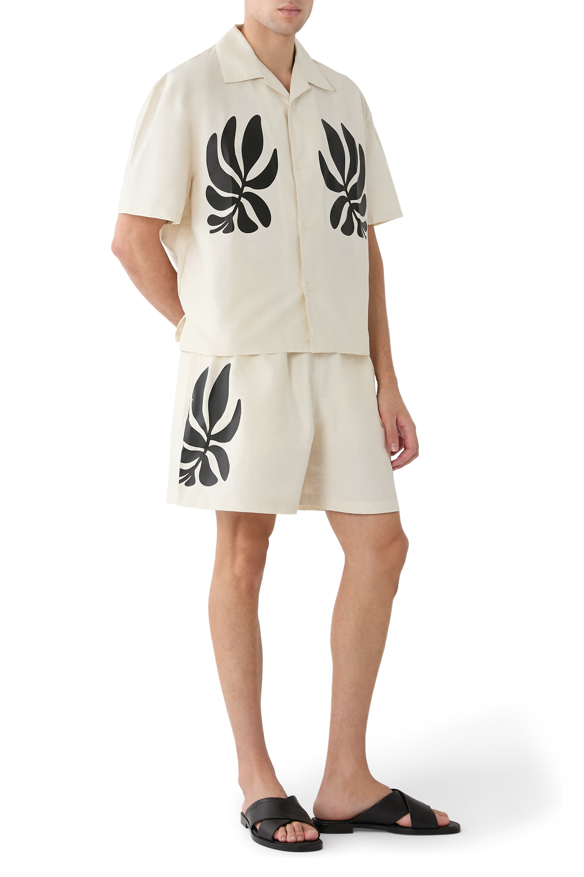 Botanical Print Wide-Leg Shorts