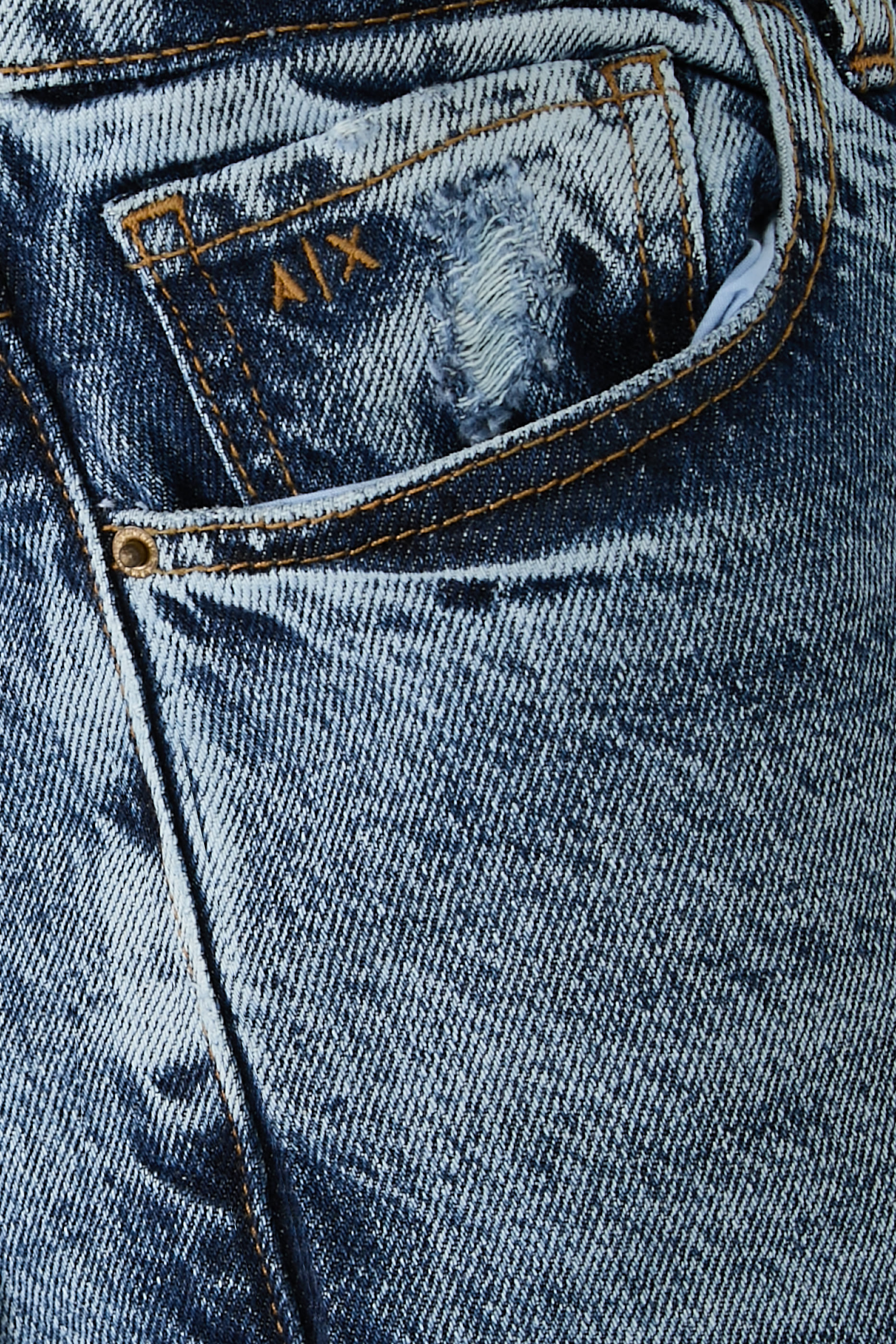 5 Pockets Carrot-Fit Jeans