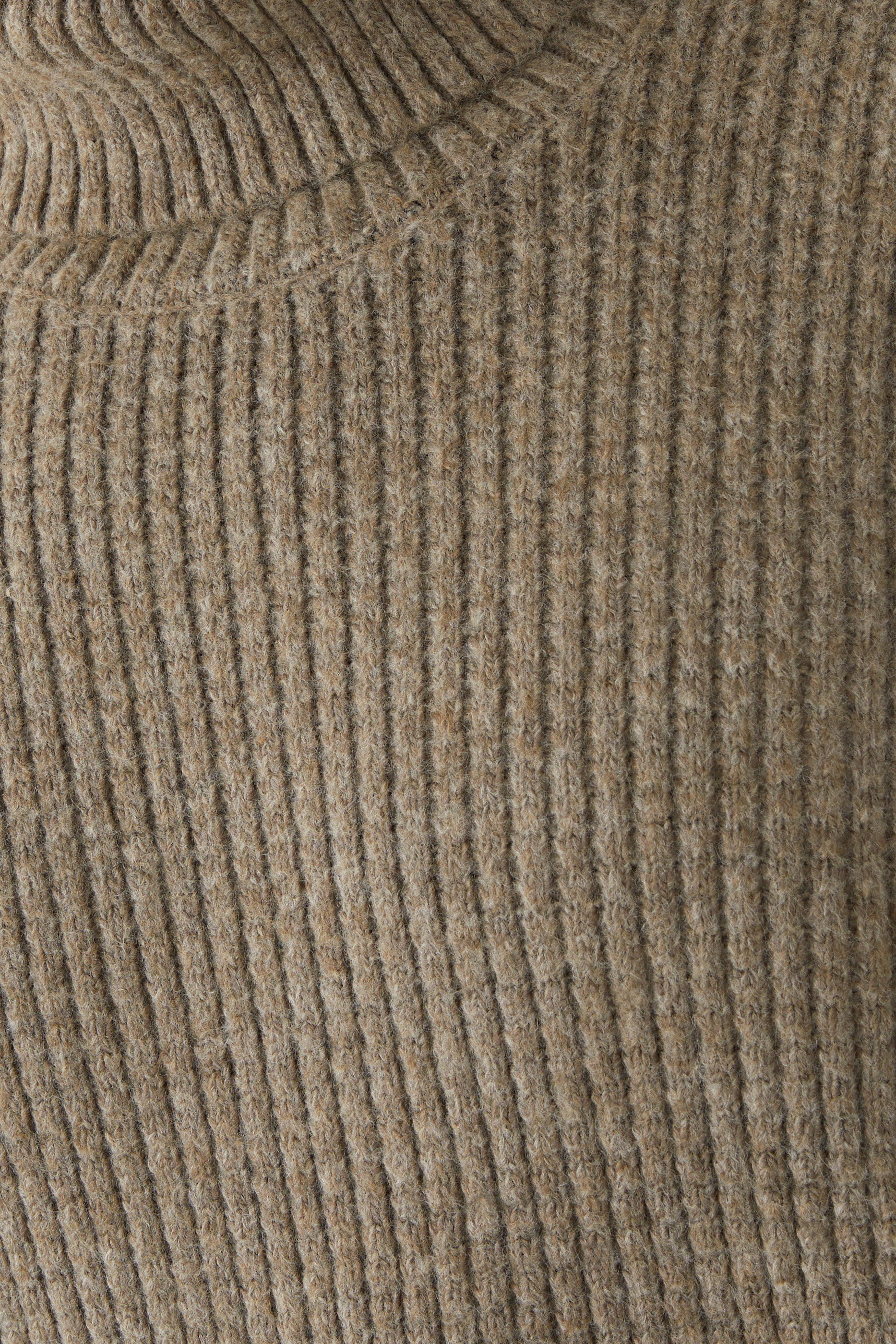 Heavy Waffle Turtleneck