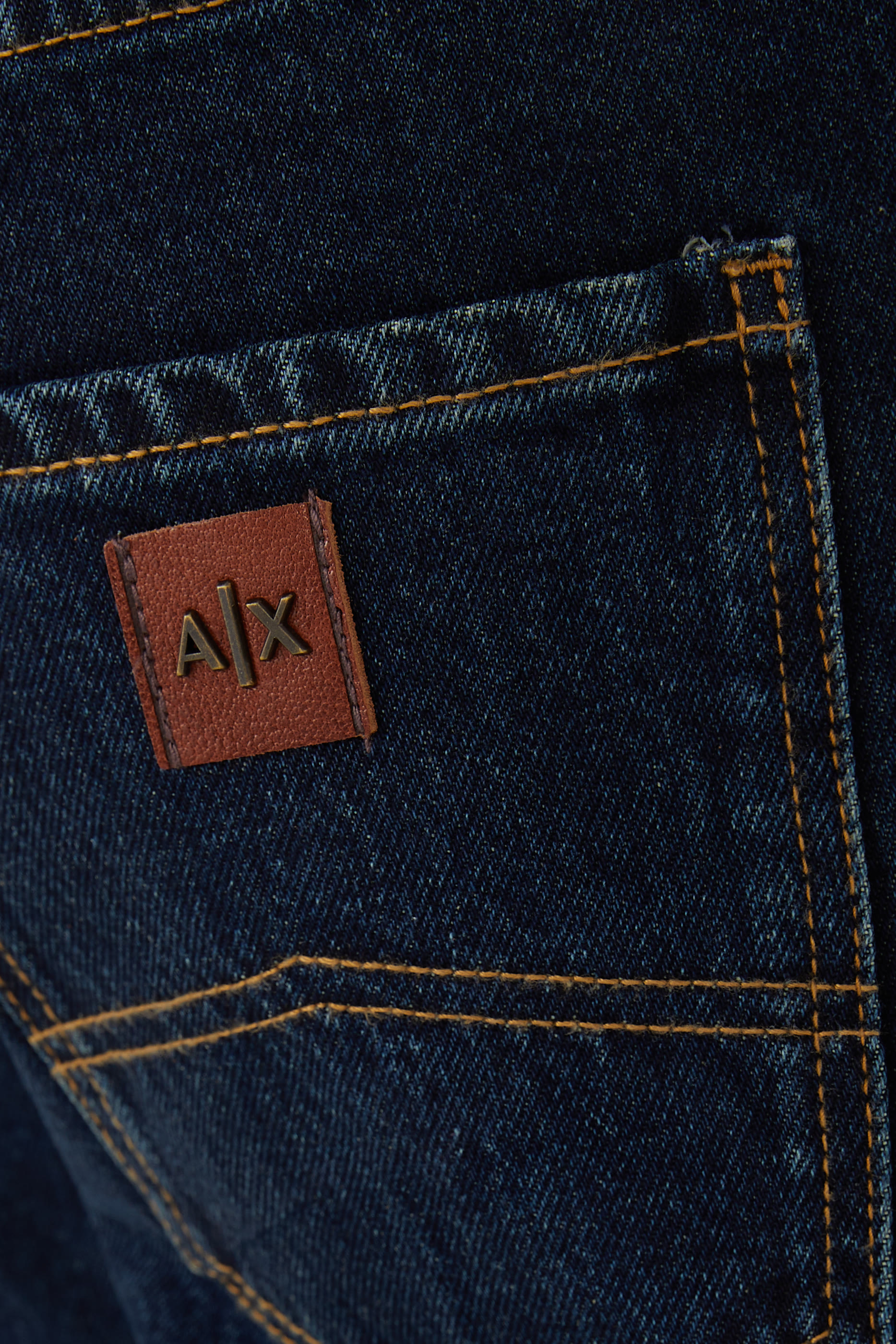 J16 Straight-Fit Jeans