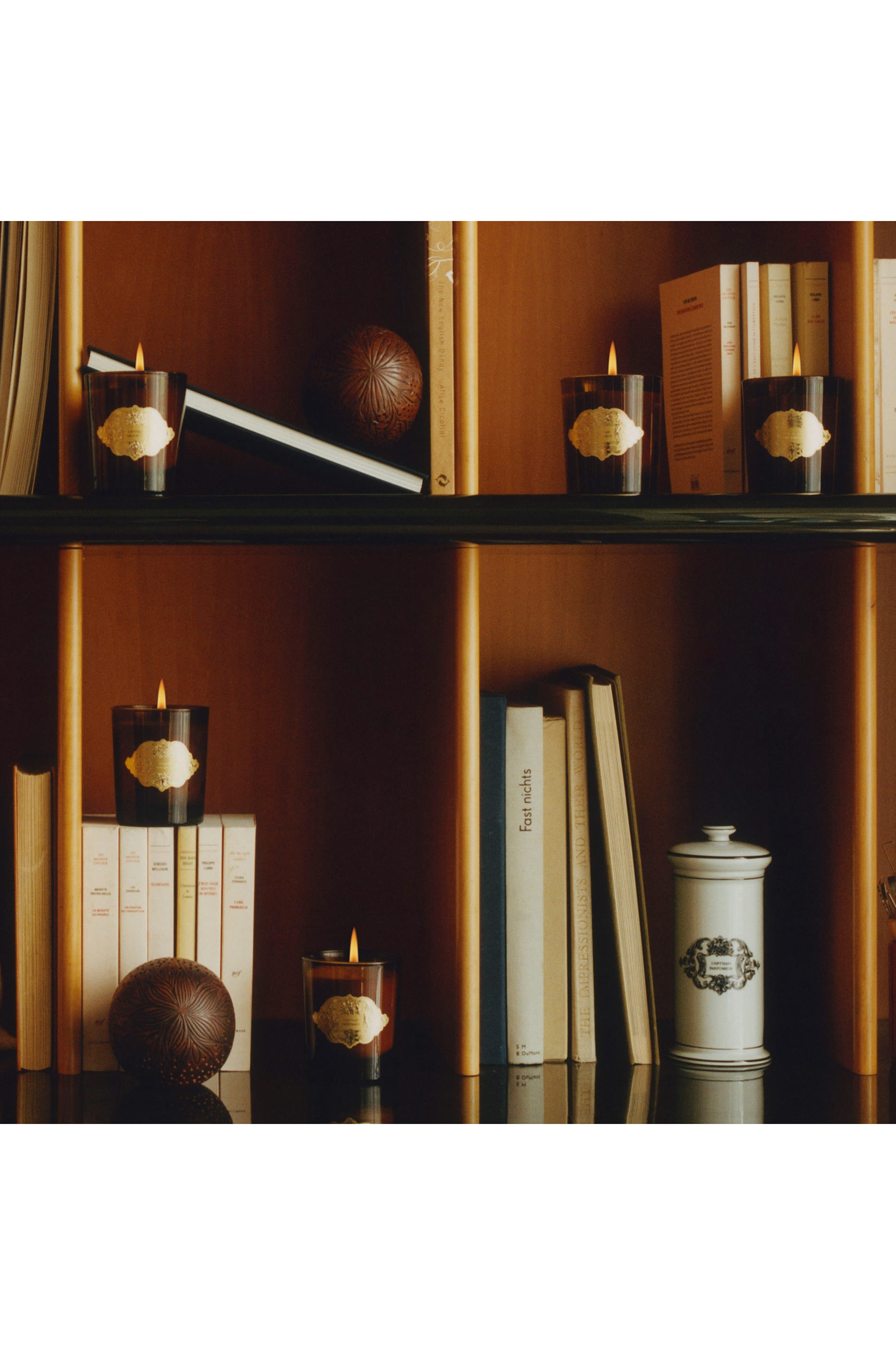 L&rsquo;Ambre Scented Candle