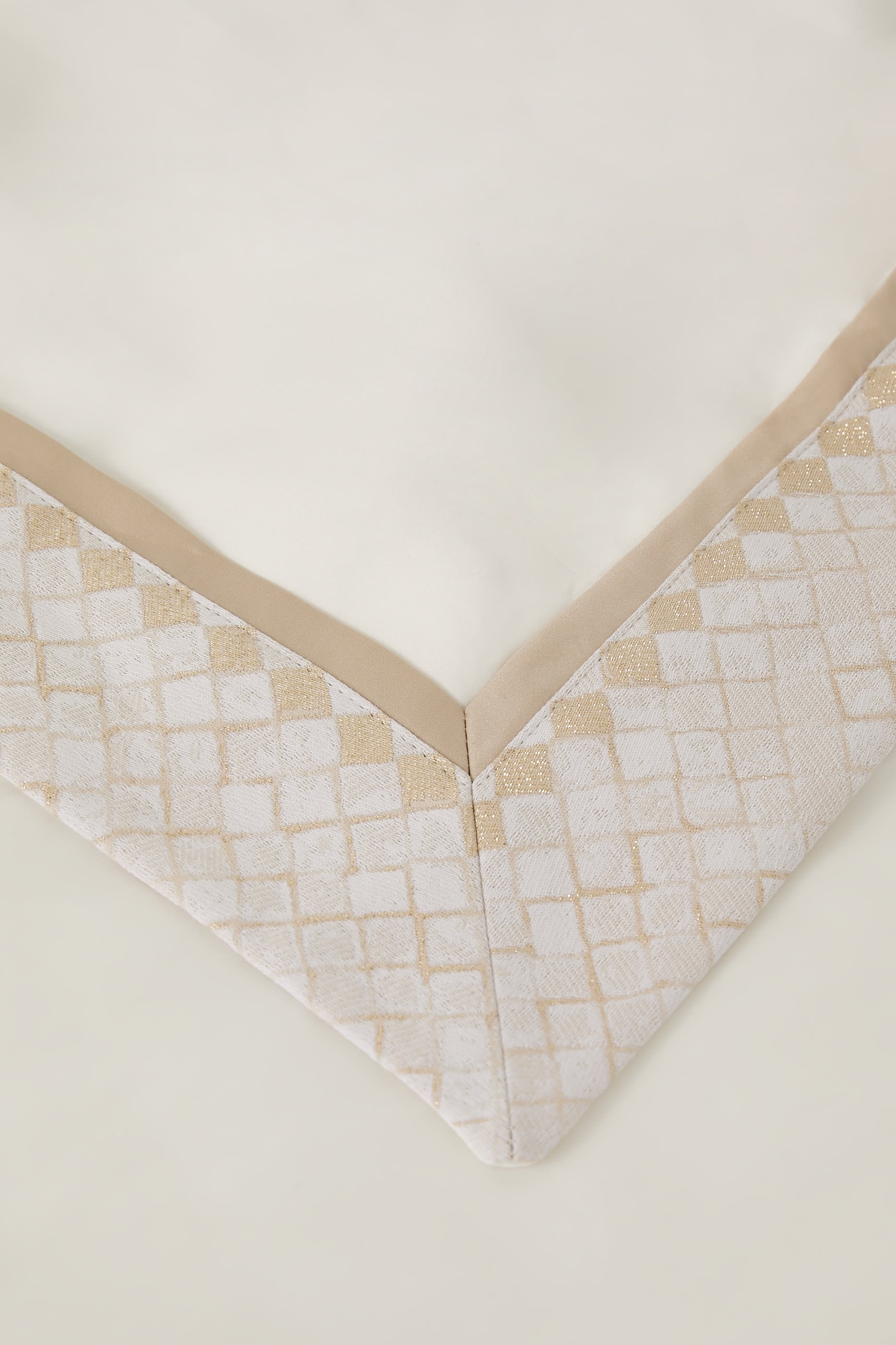 Kerylos Oxford Pillowcase