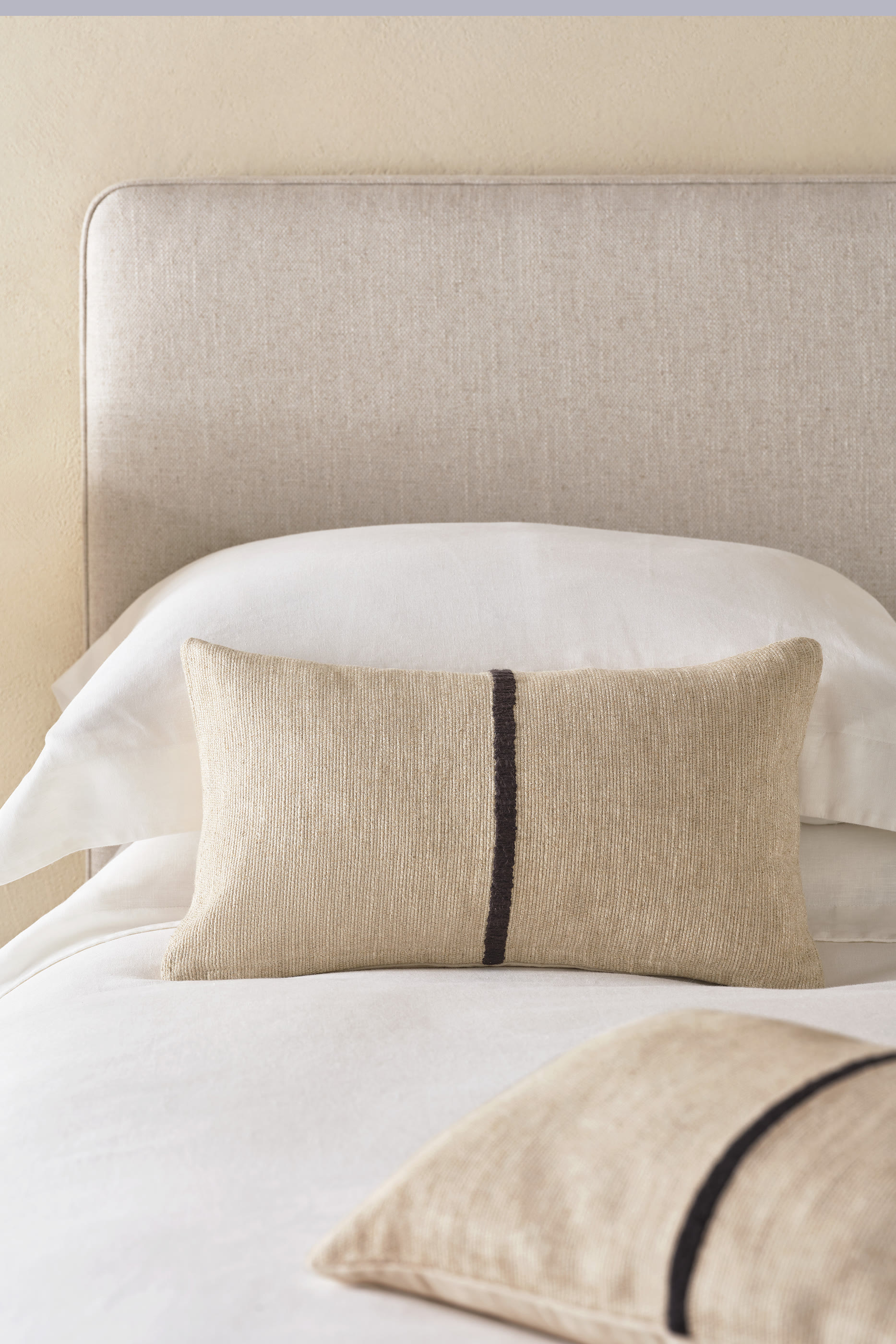 Whitton Cushion