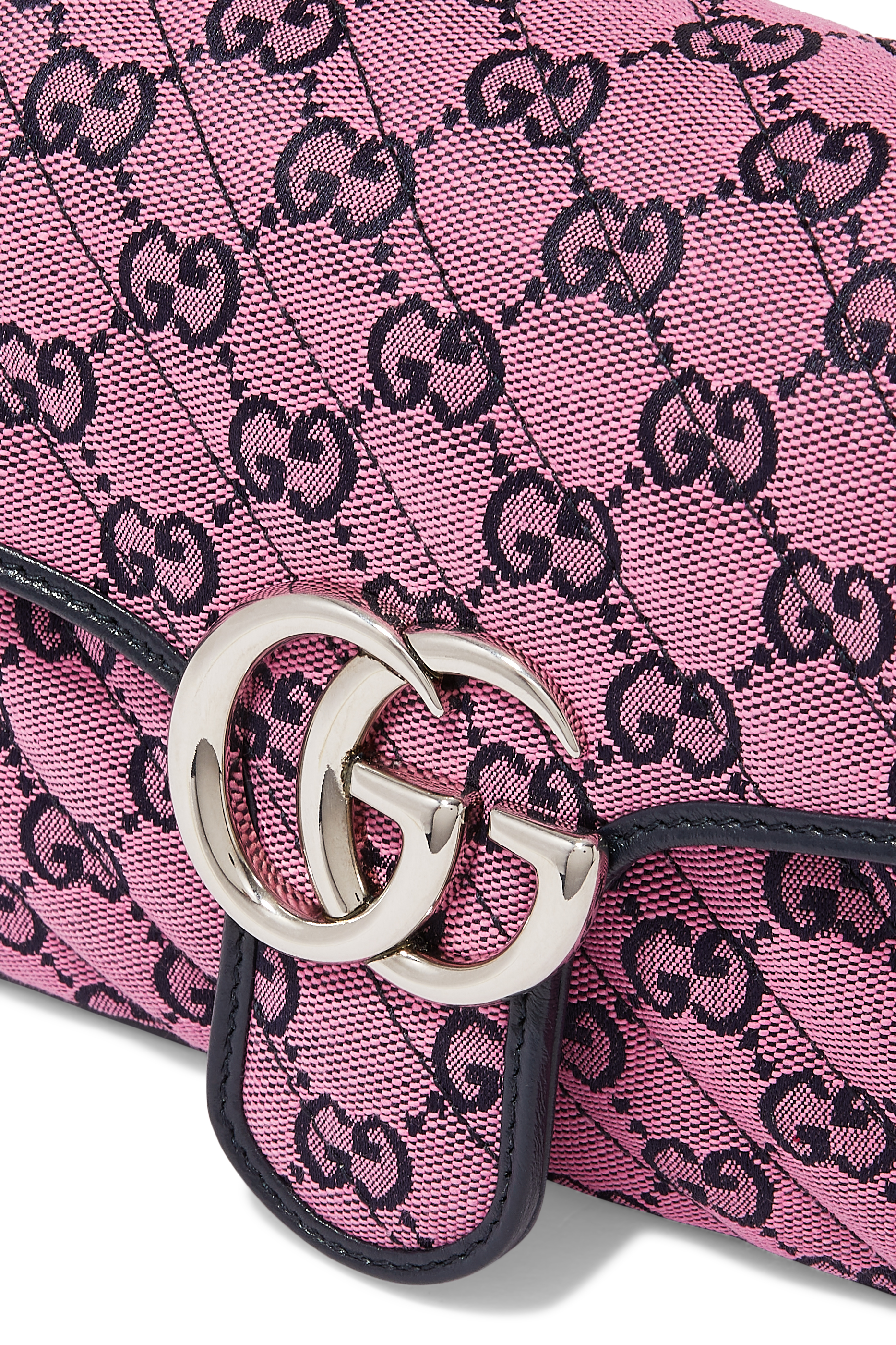 GG Marmont Small Shoulder Bag