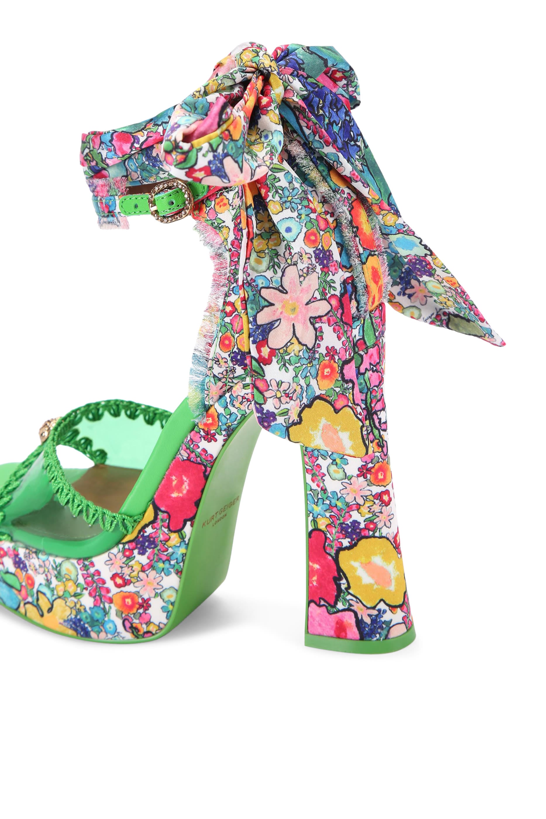 Vinyl-Tie Platform Sandals