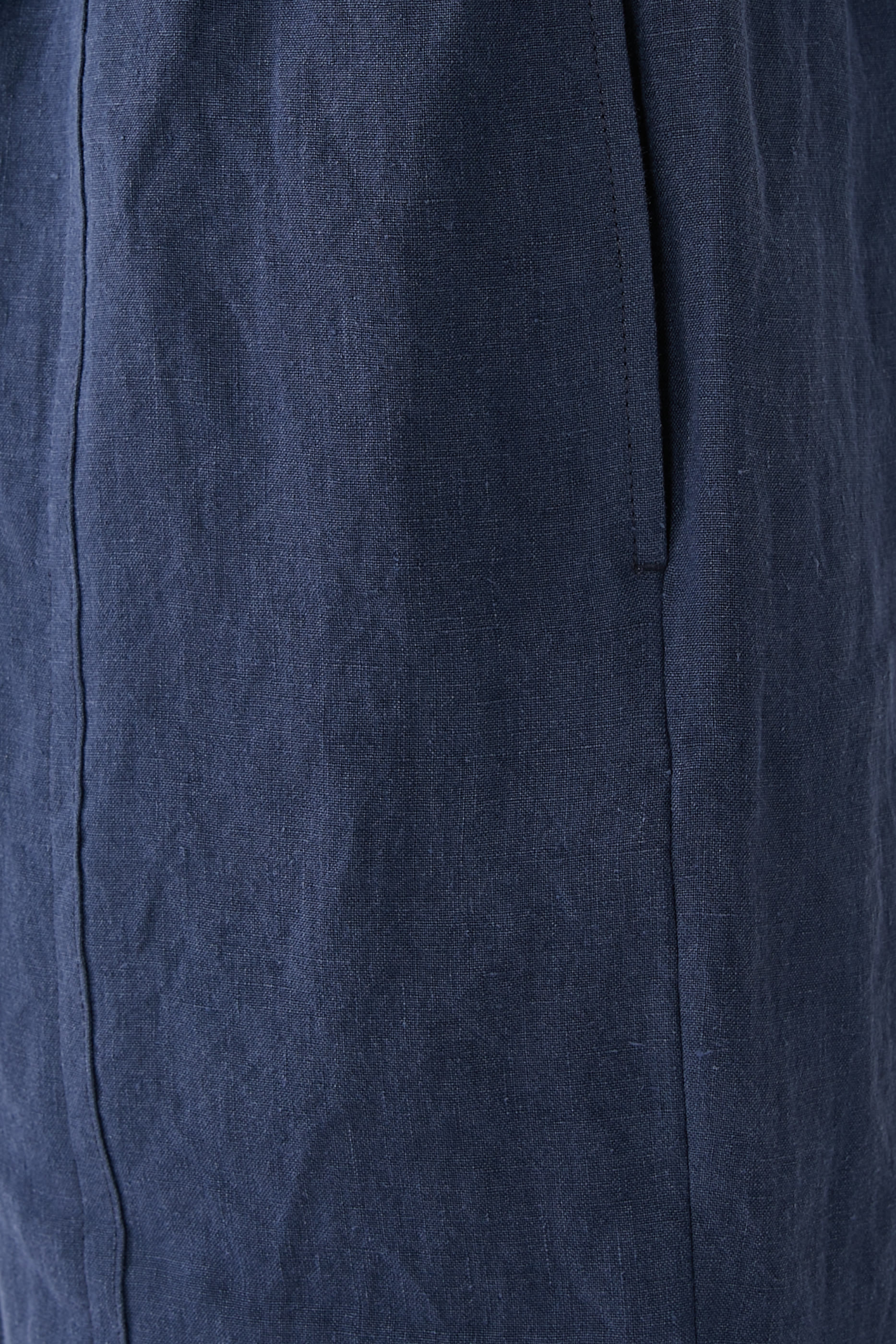 Elastic Waistband Shorts