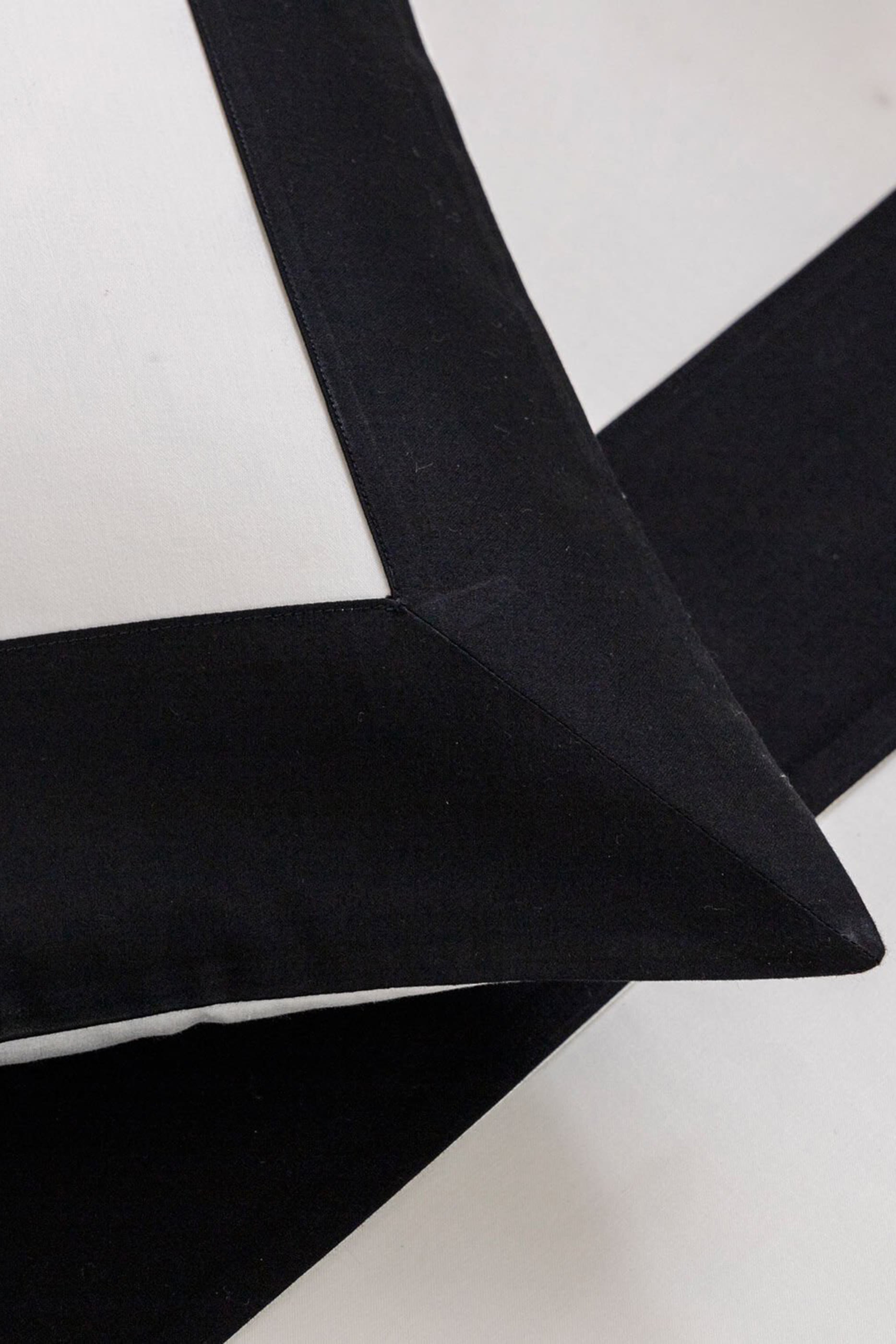 Bold Nero Duvet Cover