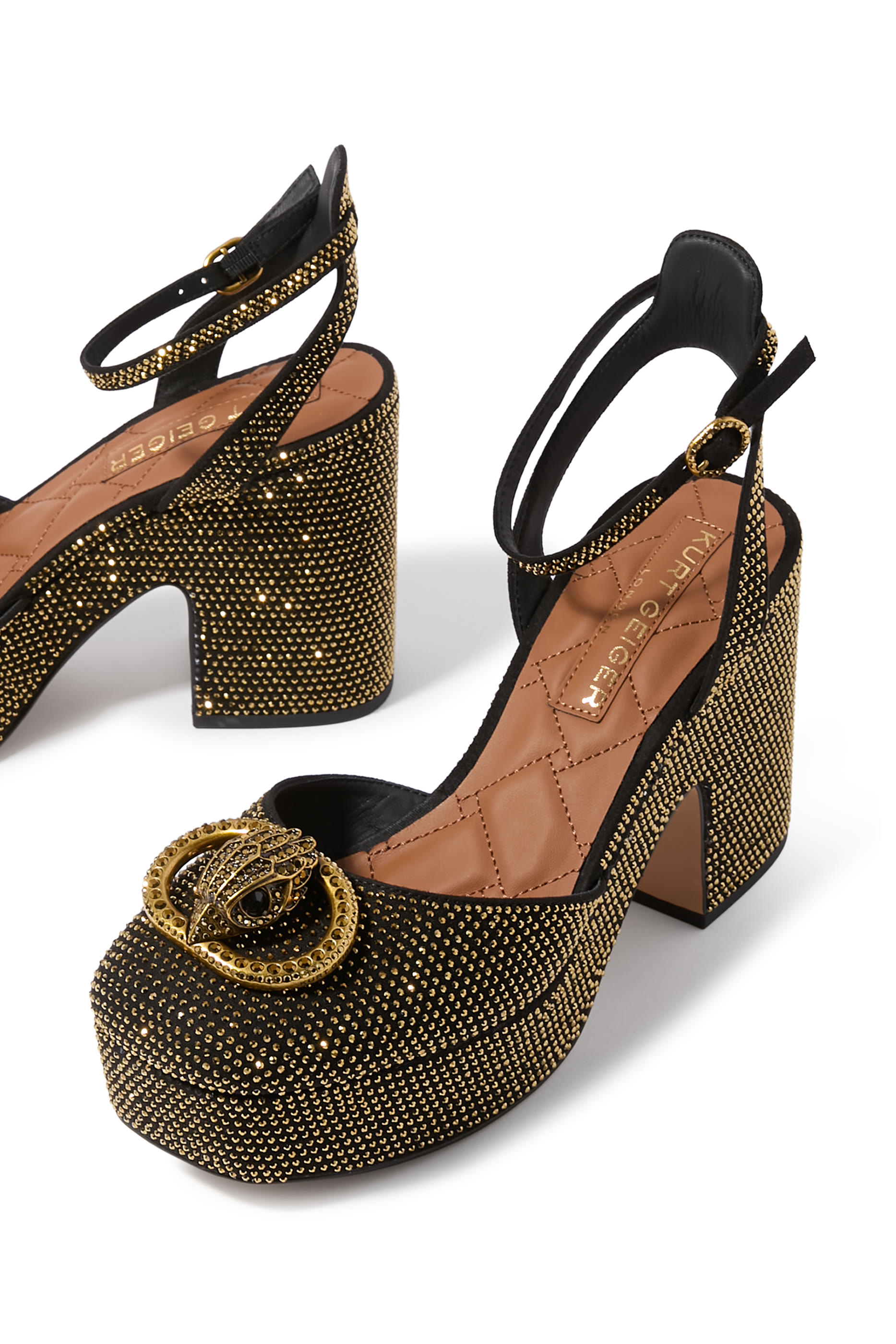 Chelsea 105 Closed Platform Sandals