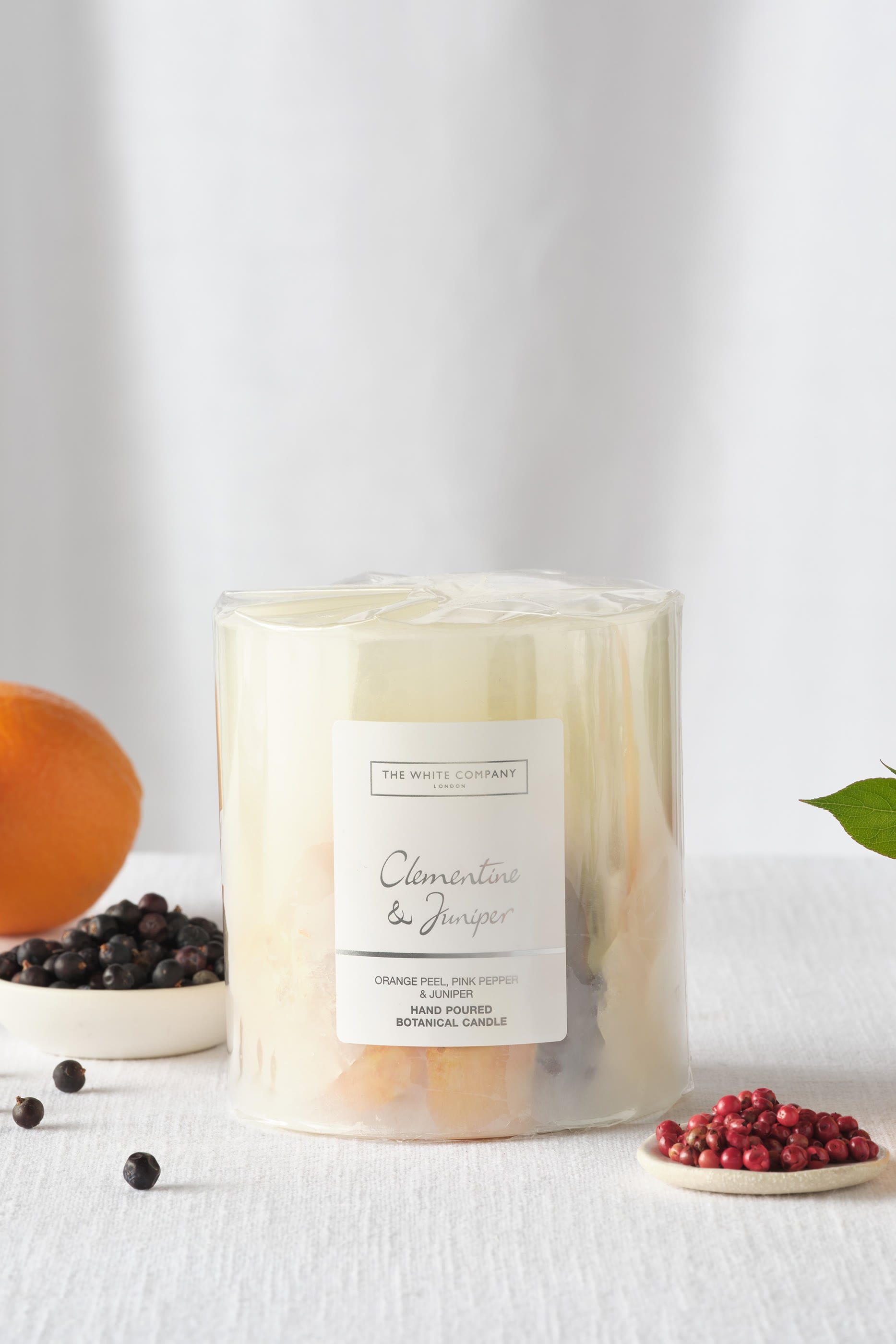 Clementine & Juniper Botanical Candle 