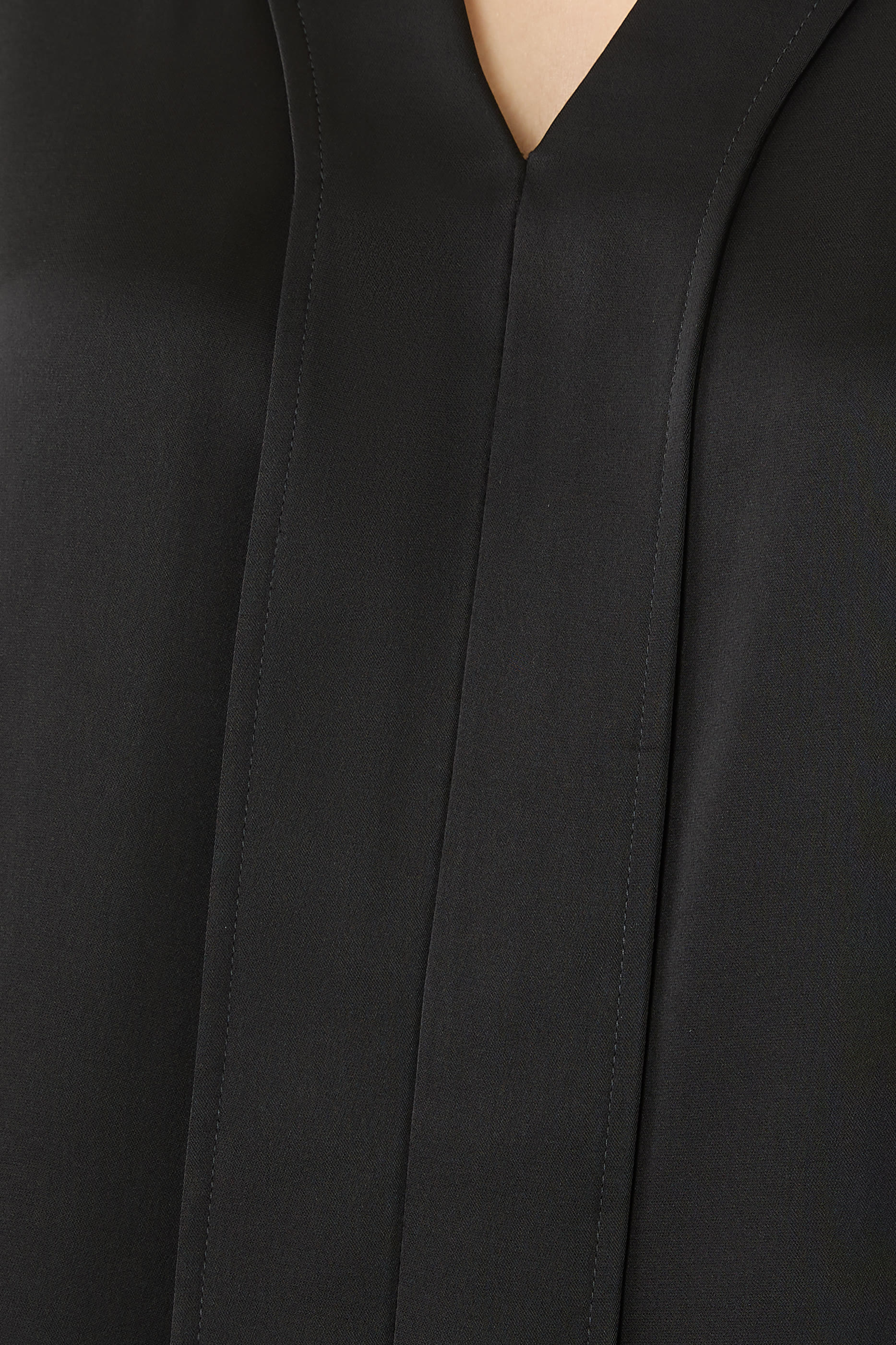 Long Sleeve Center Seam Top