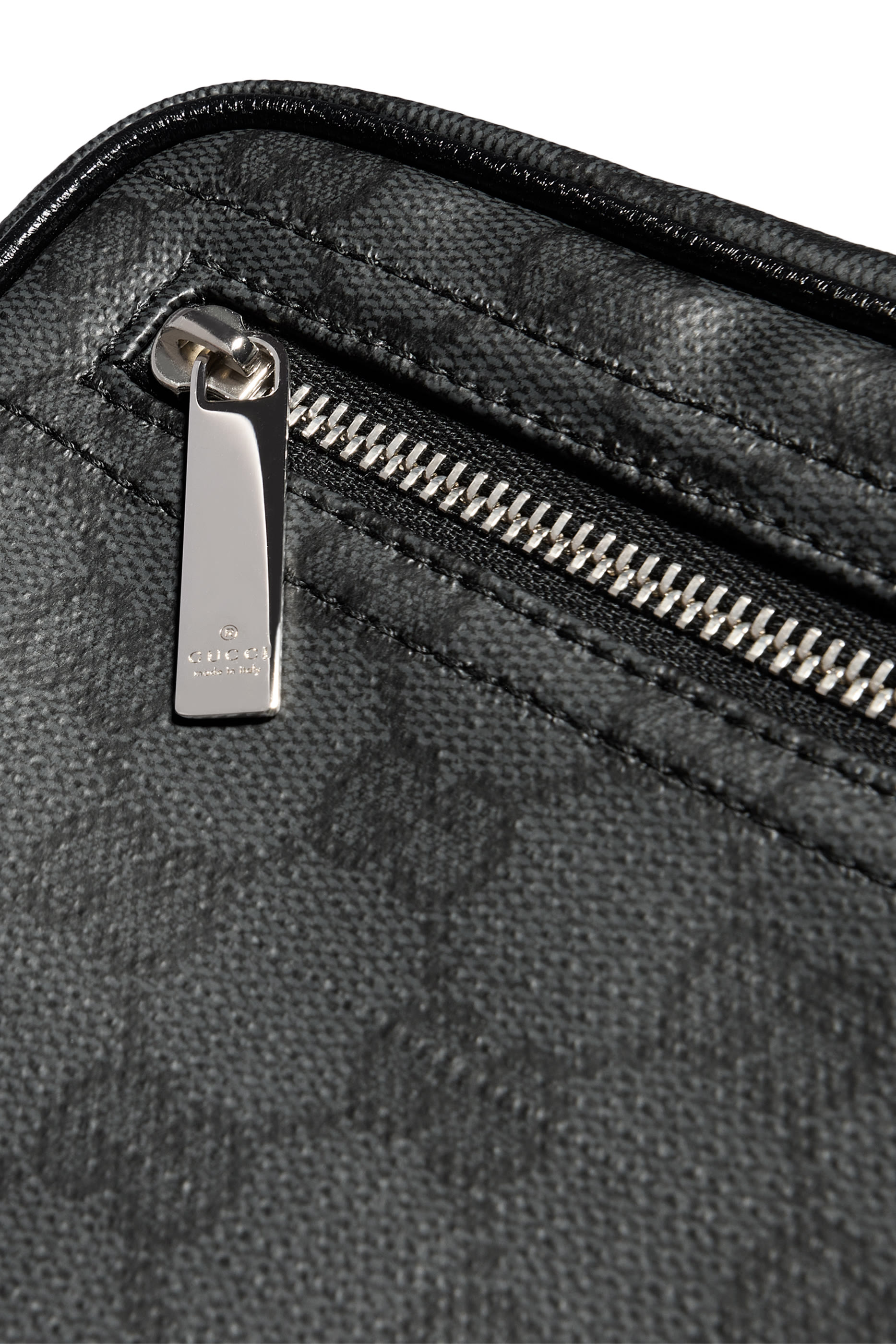 Essence Classic Small Pouch